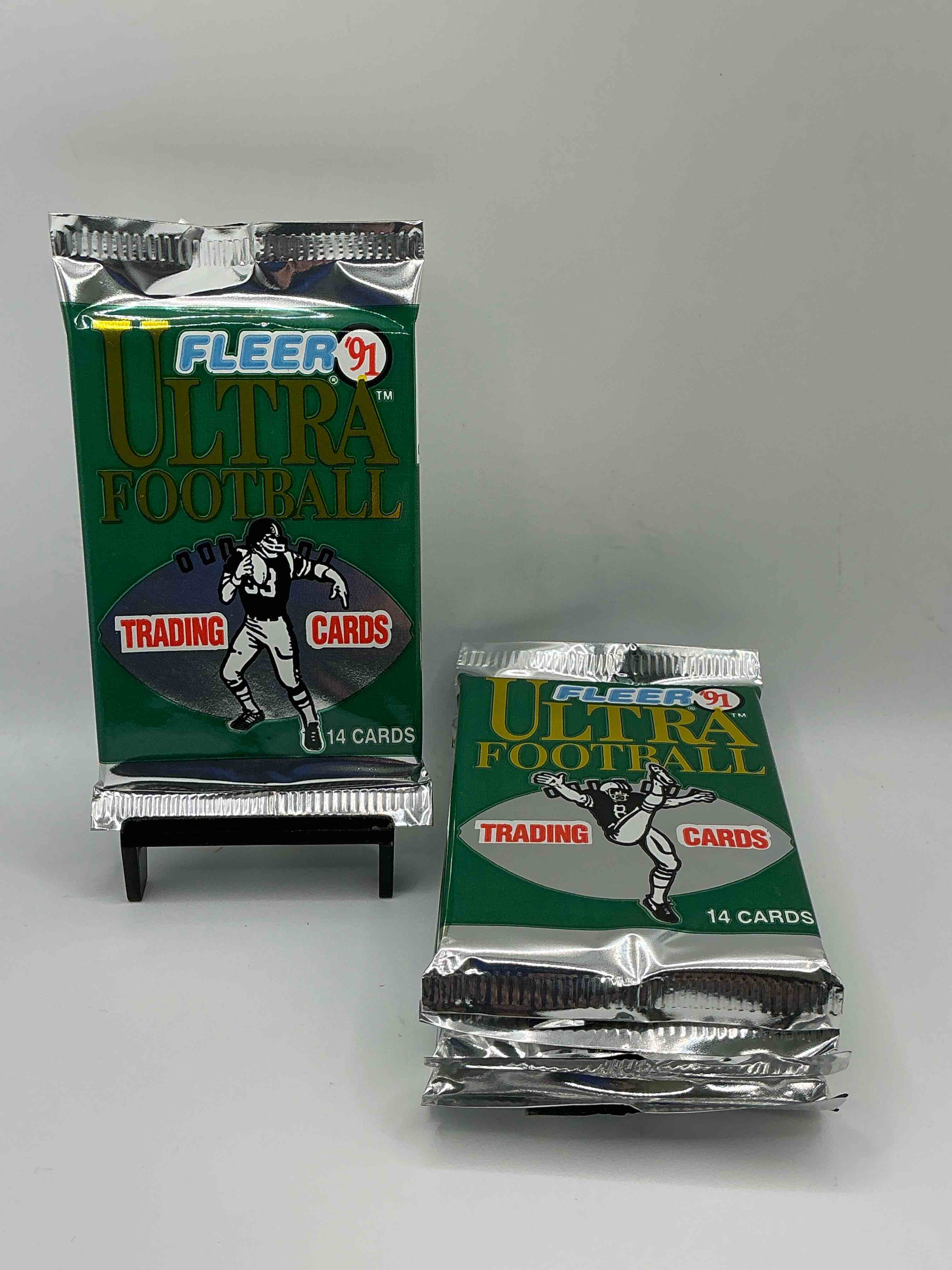 Brett Favre Rookie!? 1991 Fleer ULTRA Unopened Packs Straight From Original Box!Search For Brett Favre Rookie & Other Valuable Cards From Joe Montana Emmitt Smith & Barry Sanders!