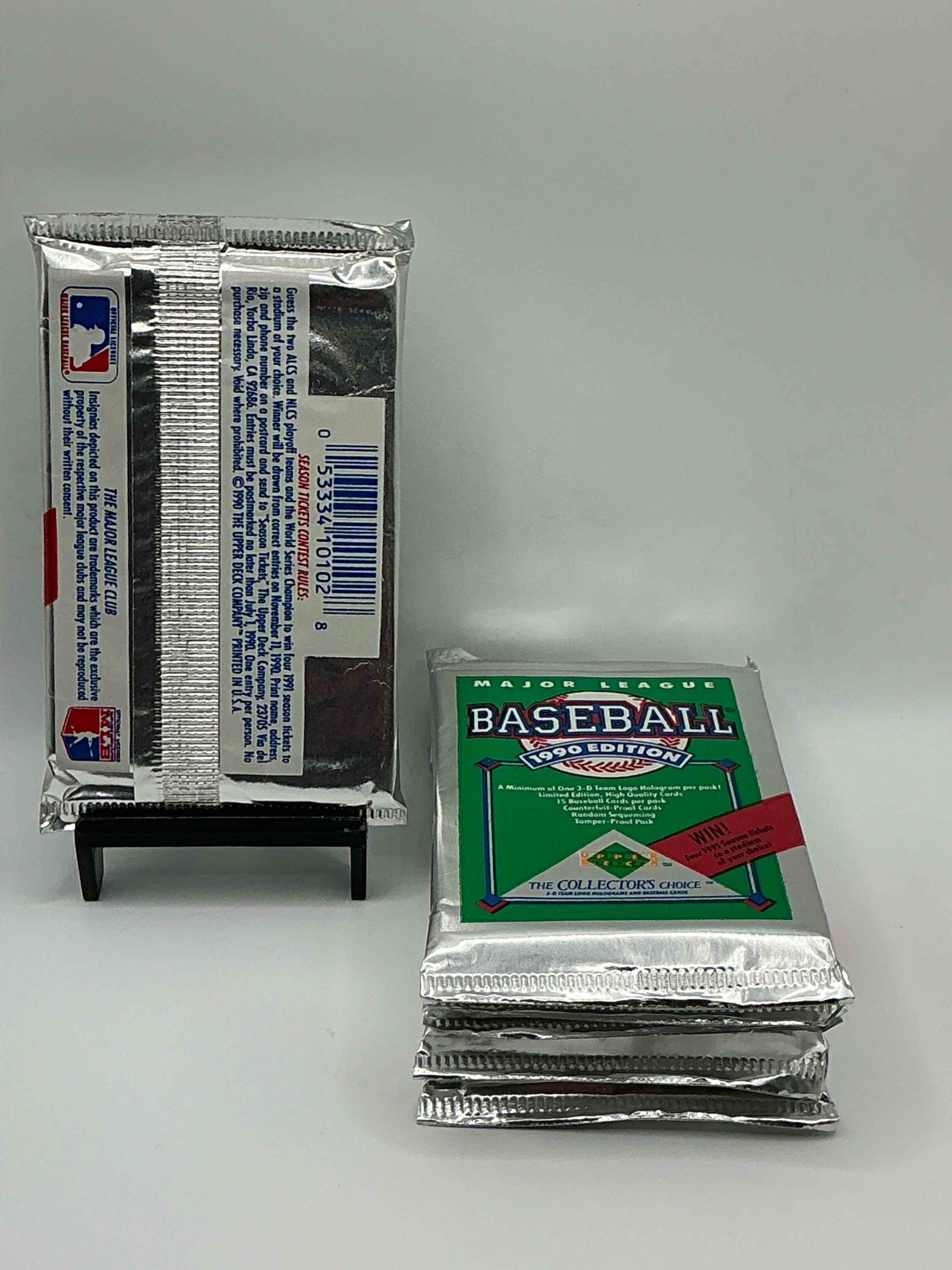 Condition photo showing New/Like New for 1990 Upper Deck Baseball Unopened Sports Trading Card Packs! Direct From Original Box! Look For Possible Collector's 3D Team Logo Card! As Well As Early Ken Griffey Jr. Cards!