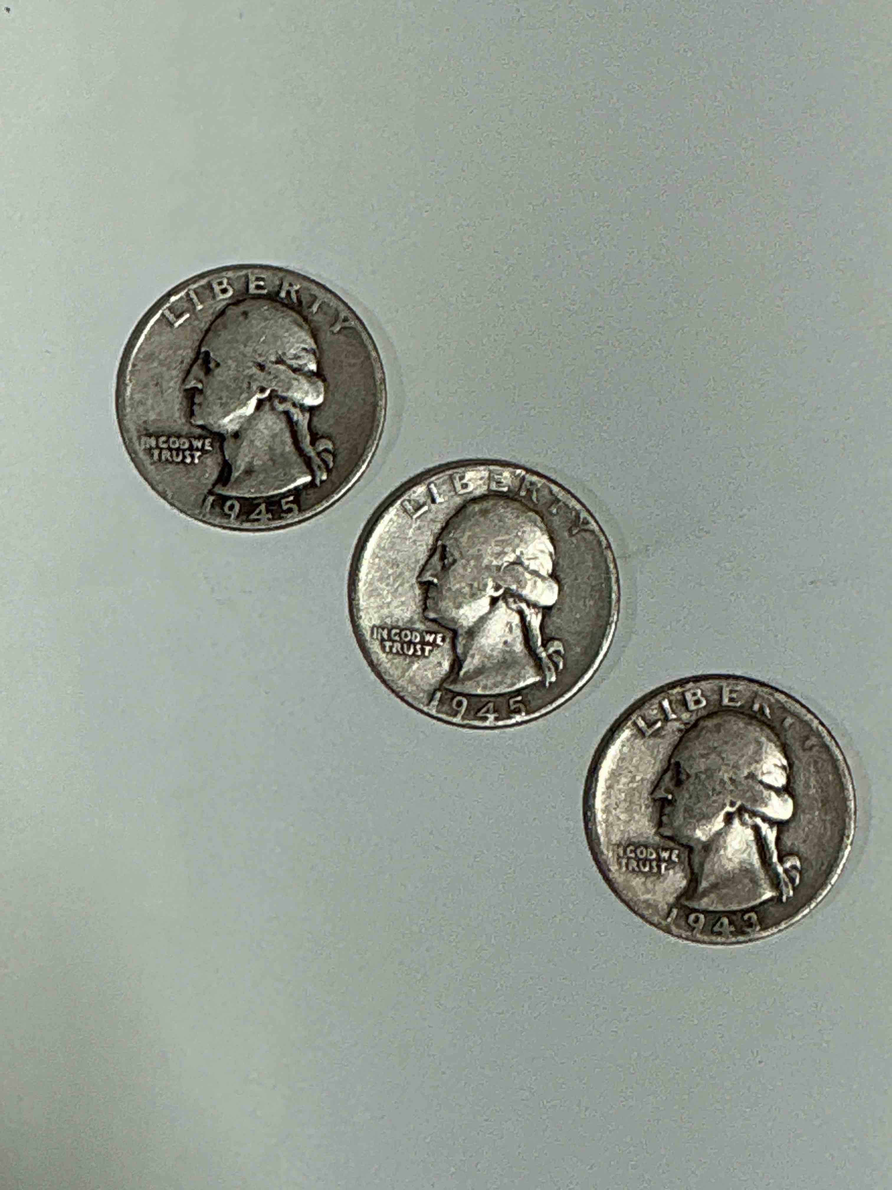 George Washington Brilliant Circulated World War II Silver! Pre 1965 U.S. Quarter Dollar Coins Were Actually Silver, Here Are two Great Examples Of Awesome, Pristine George Washington Silver Quarters, Stunning & Circulated! Rare Mints! Great For Investing In Precious Metals! These Coins Were Minted At 90% Silver and 10% Copper, Giving Them A Net Weight Of .18084 Ounces Of Pure Silver Per Coin! Very Hard To Find, Stunning! Invest In Fine U.S. Silver!