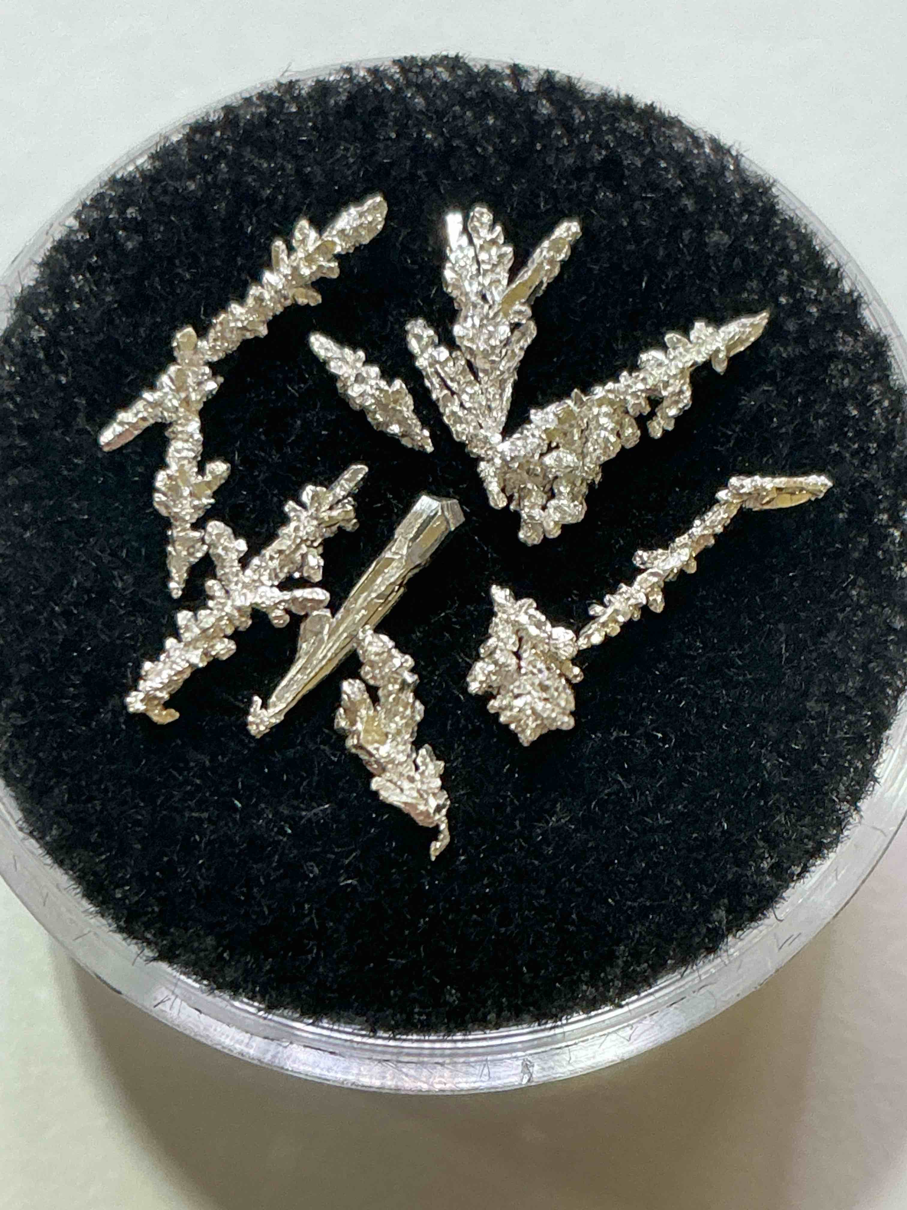 Genuine US Silver Crystals! Beautiful Fine US Silver (.999) In Gorgeous Small Crystal Form! Collect Fine US Silver In This Unique & Rare Form! 