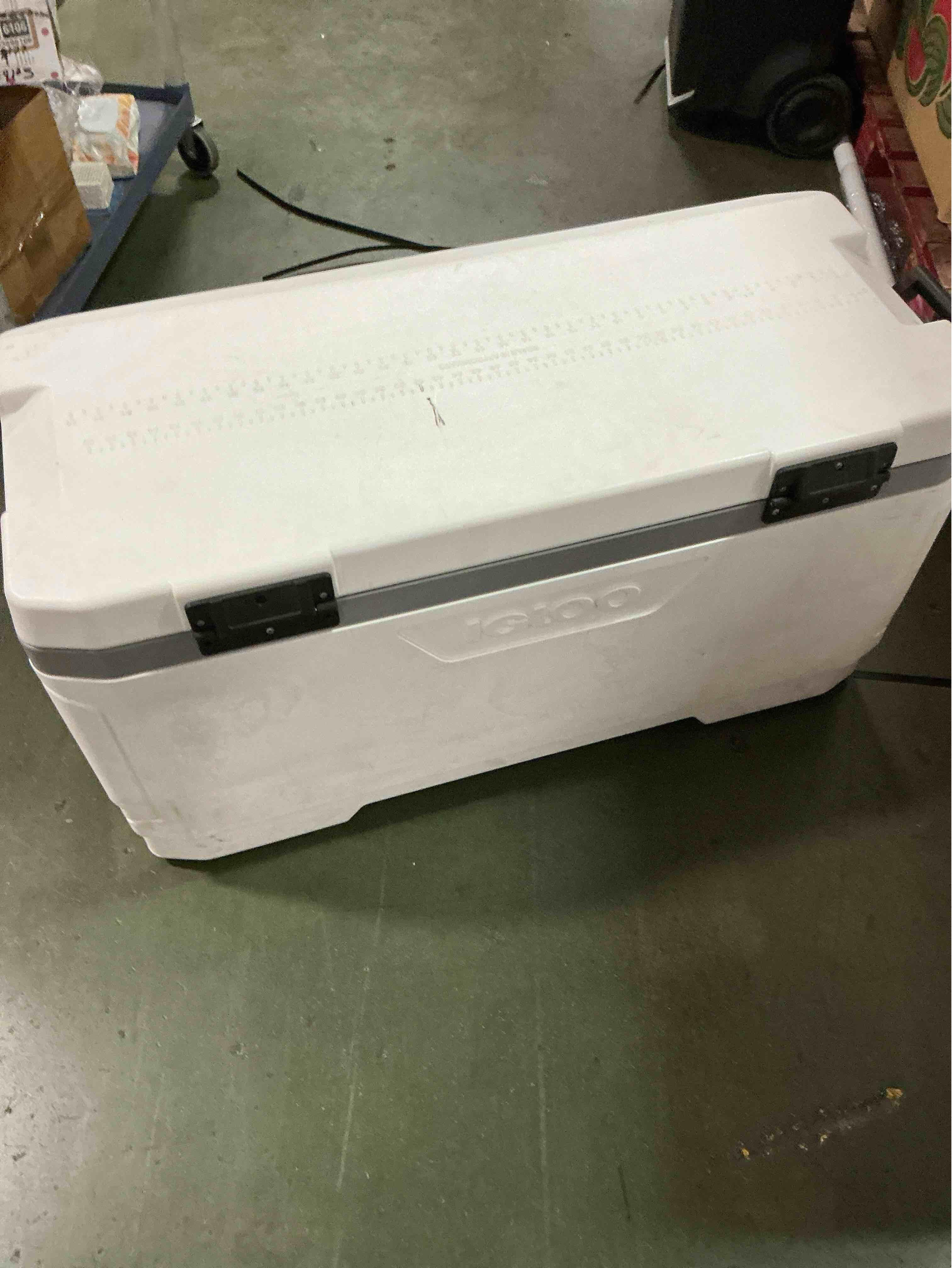 https://s3.amazonaws.com/lotting-images-prod/bidfta/GRA3601582_1757588889742.jpeg