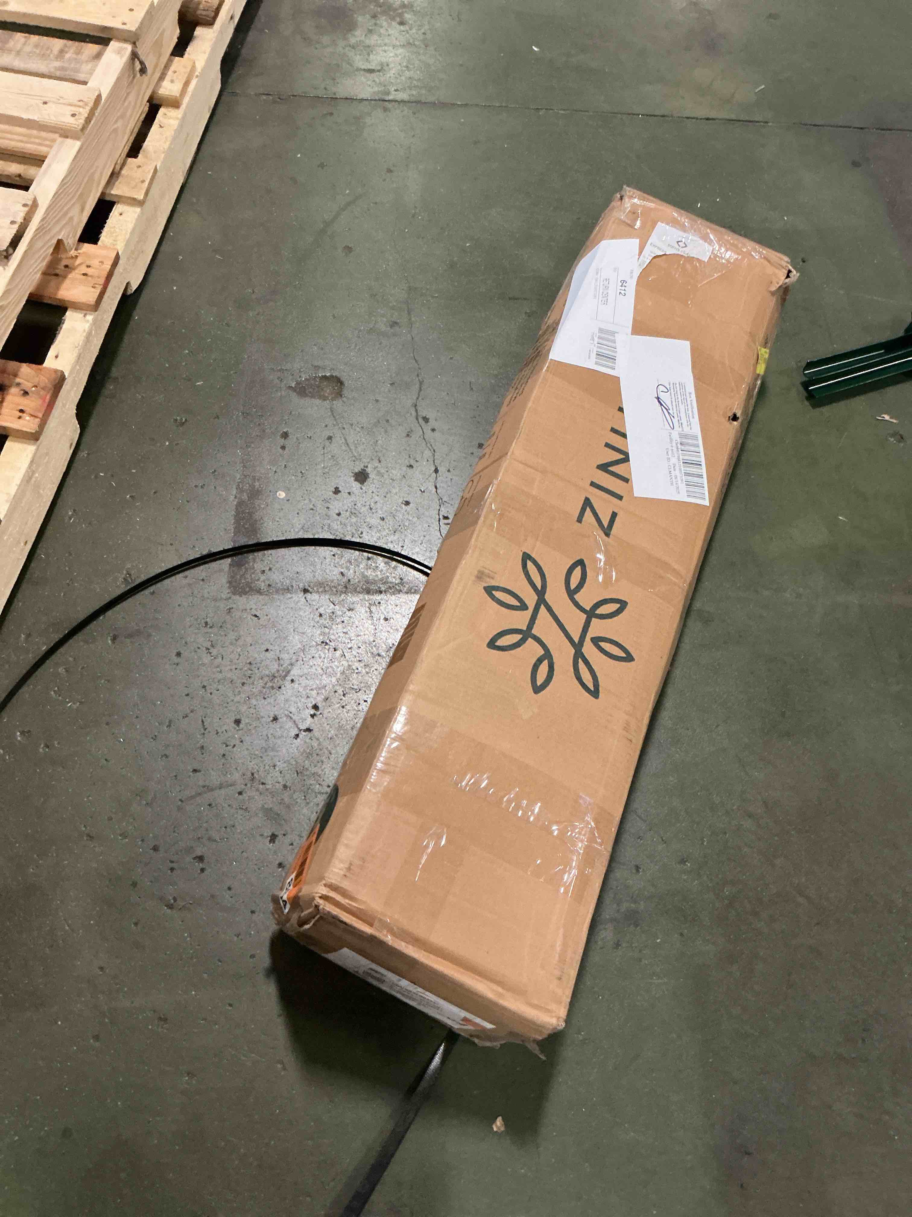 https://s3.amazonaws.com/lotting-images-prod/bidfta/GRA3601587_1757589778099.jpeg