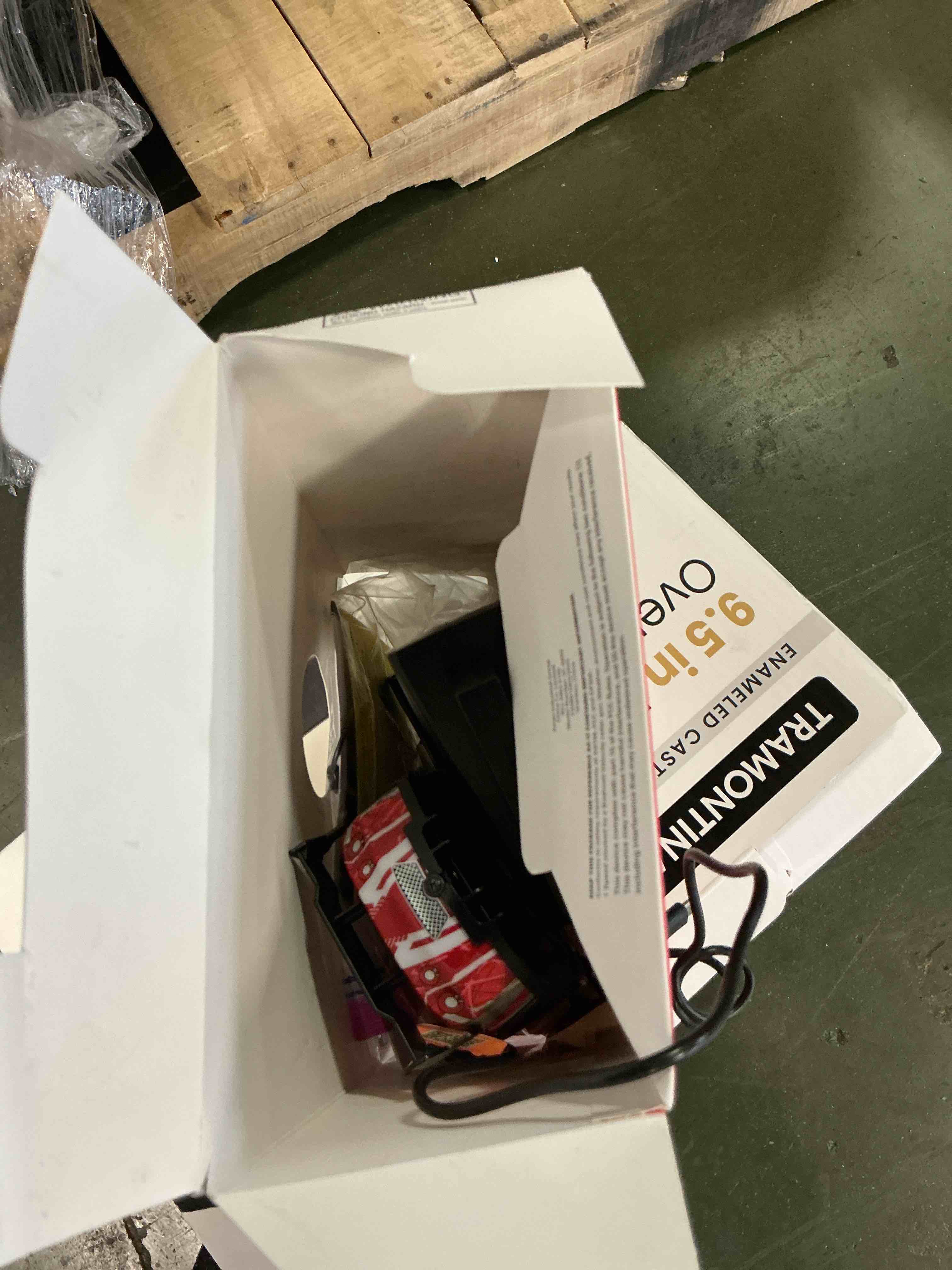 https://s3.amazonaws.com/lotting-images-prod/bidfta/GRA3602578_1758803054003.jpeg
