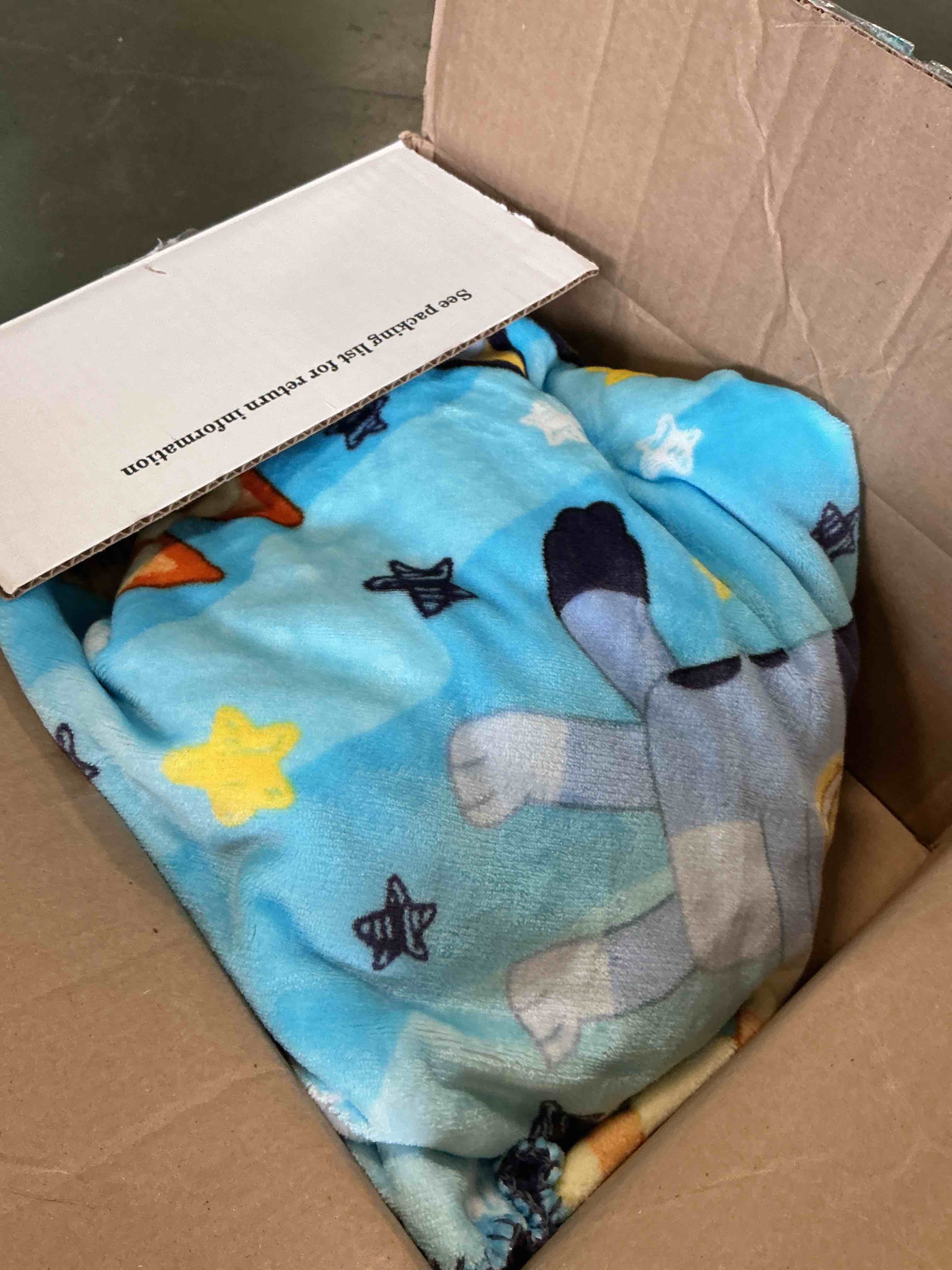 https://s3.amazonaws.com/lotting-images-prod/bidfta/GRA3603387_1759779623292.jpeg