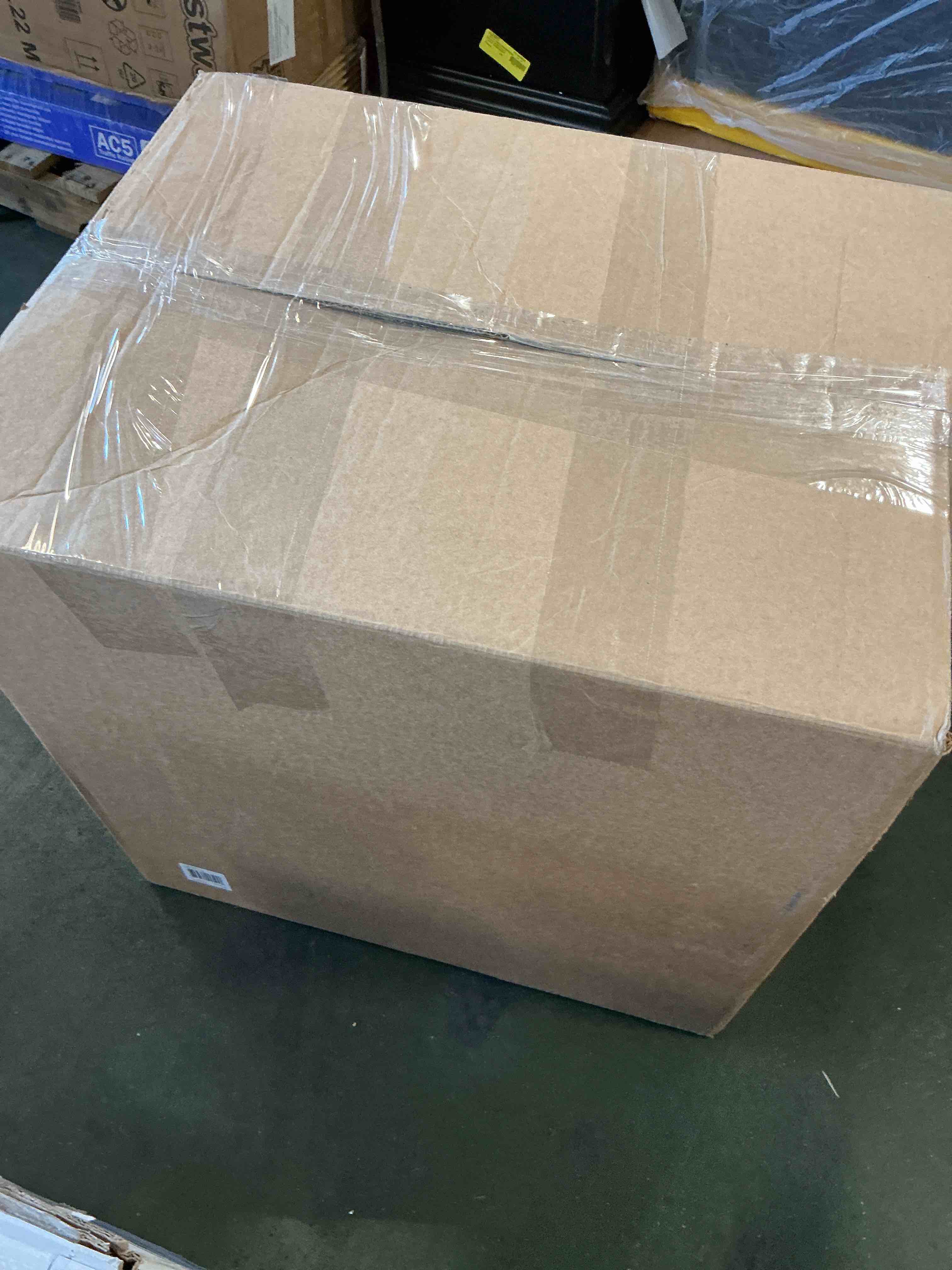 https://s3.amazonaws.com/lotting-images-prod/bidfta/GRA3603618_1759928986932.jpeg