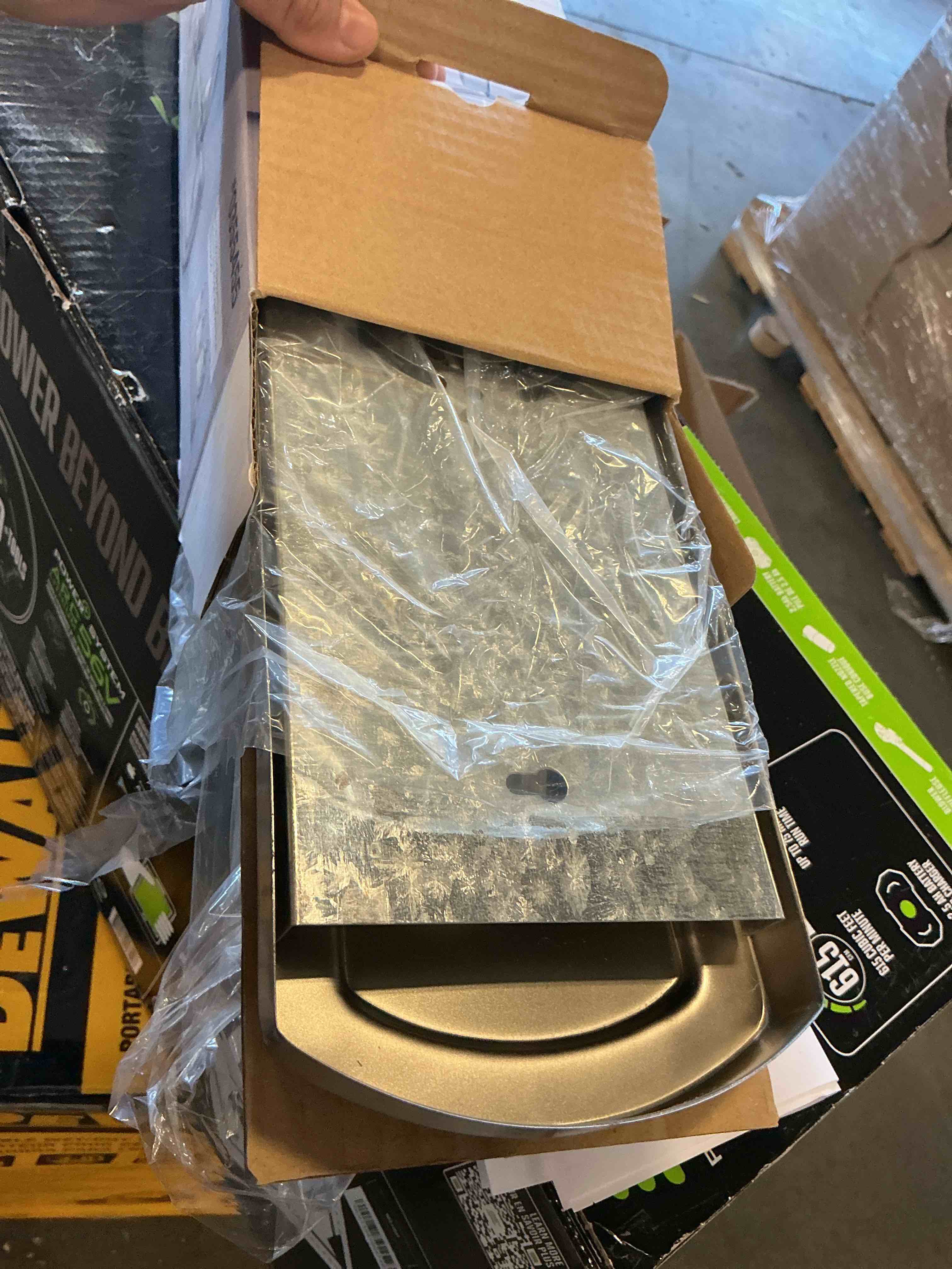 Style Selections 18-in 3-Light Brushed Nickel Transitional Vanity Light