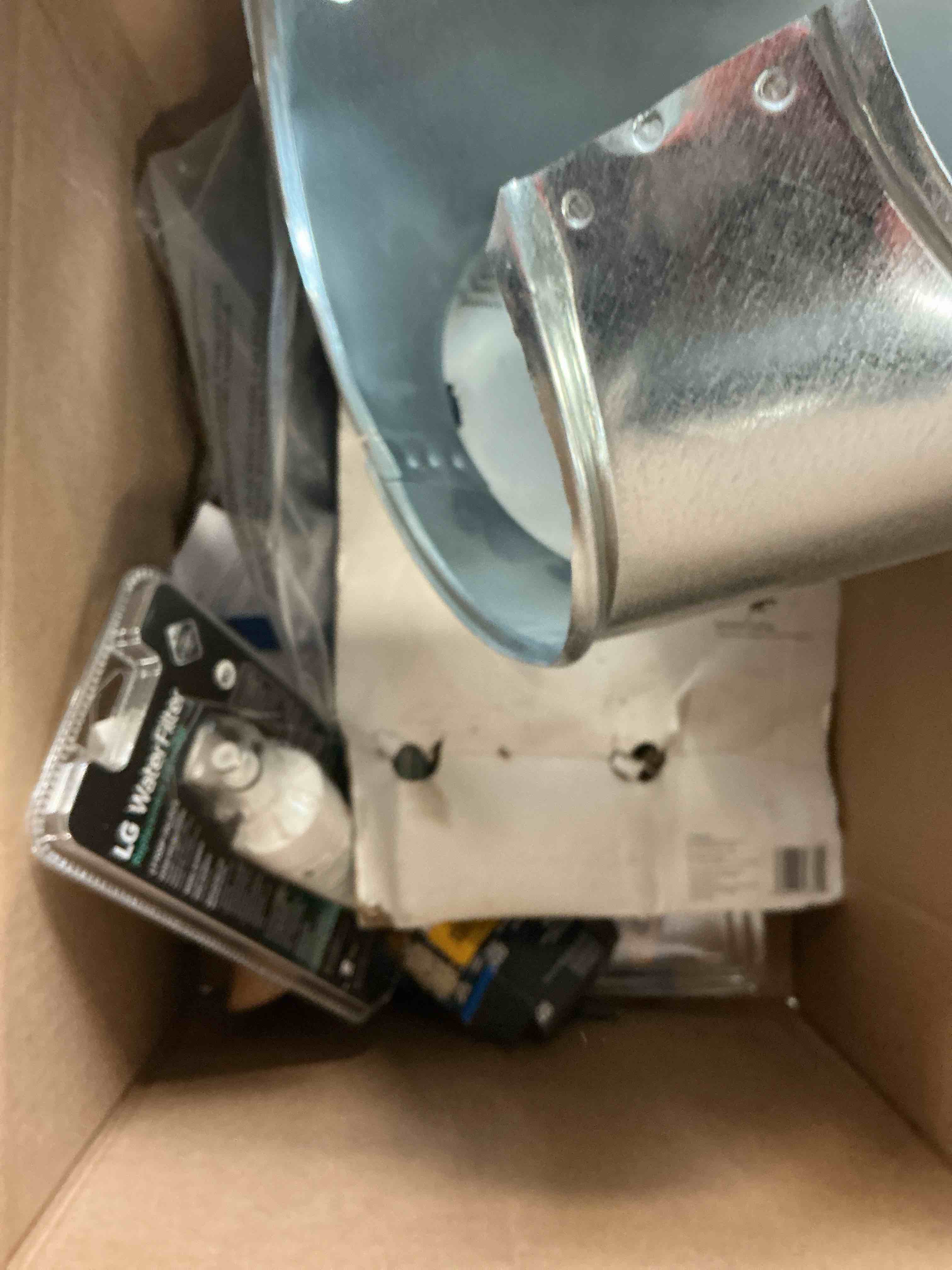 https://s3.amazonaws.com/lotting-images-prod/bidfta/GRA3604145_1758567381432.jpeg