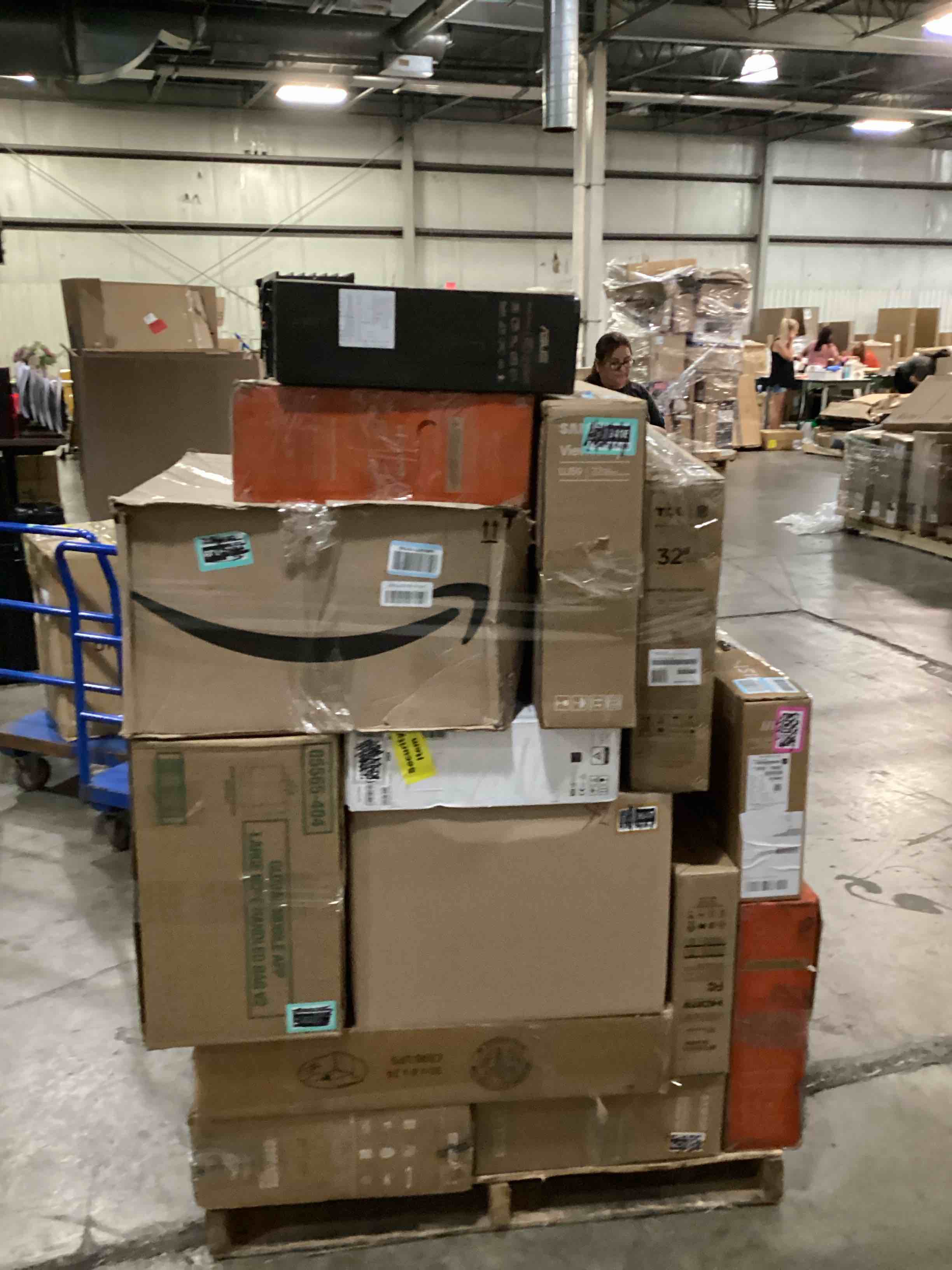 assortment of defective electronics for parts 