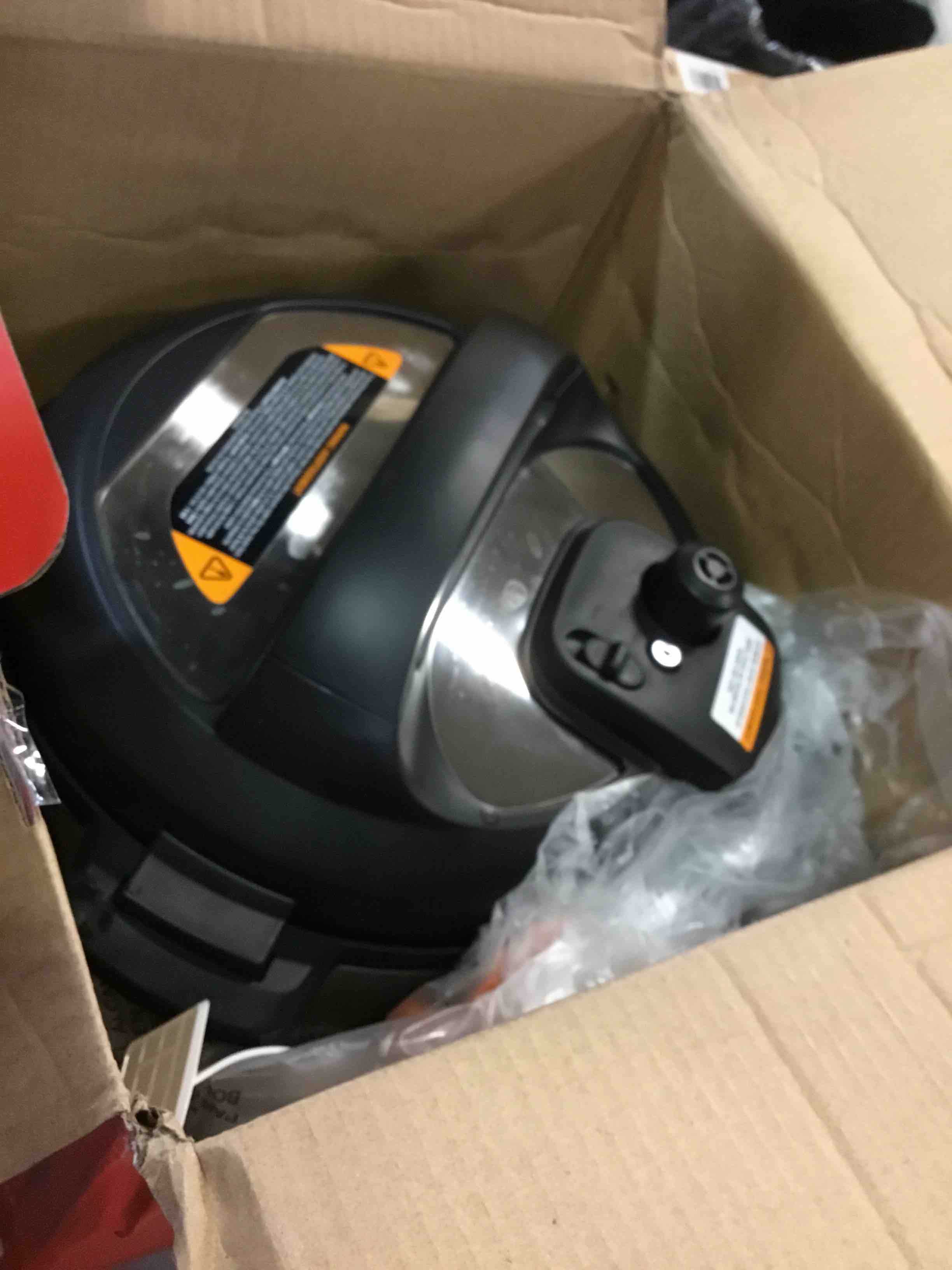 https://s3.amazonaws.com/lotting-images-prod/bidfta/GRA3640072_1746452345837.jpeg