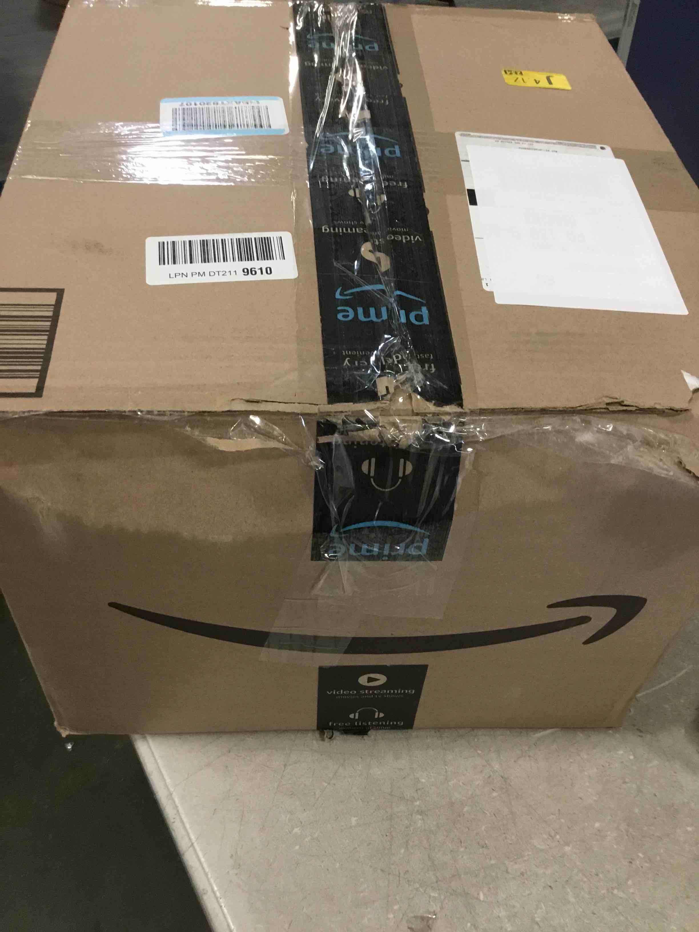 https://s3.amazonaws.com/lotting-images-prod/bidfta/GRA3640616_1746630855175.jpeg