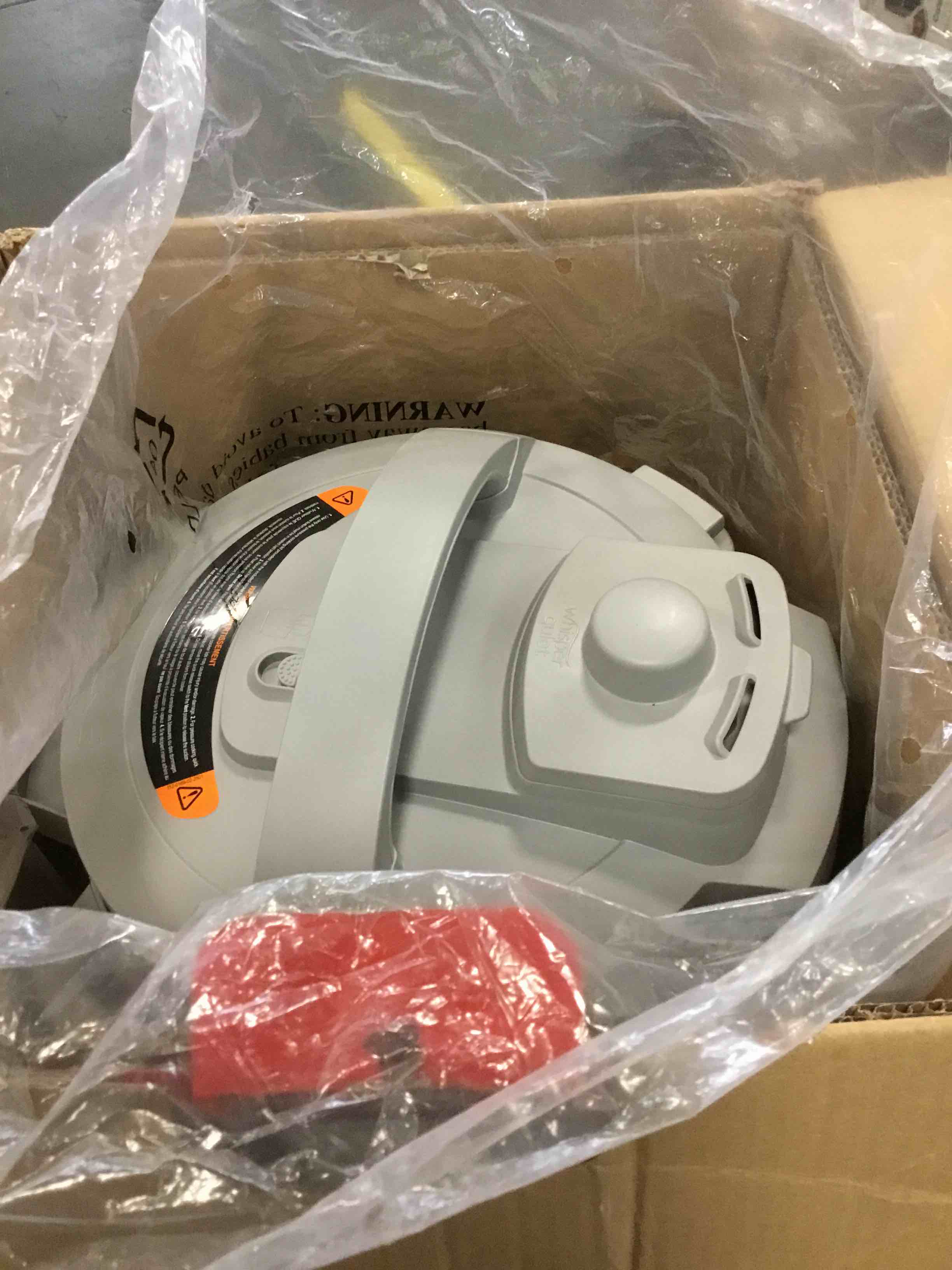 https://s3.amazonaws.com/lotting-images-prod/bidfta/GRA3640885_1746720067627.jpeg
