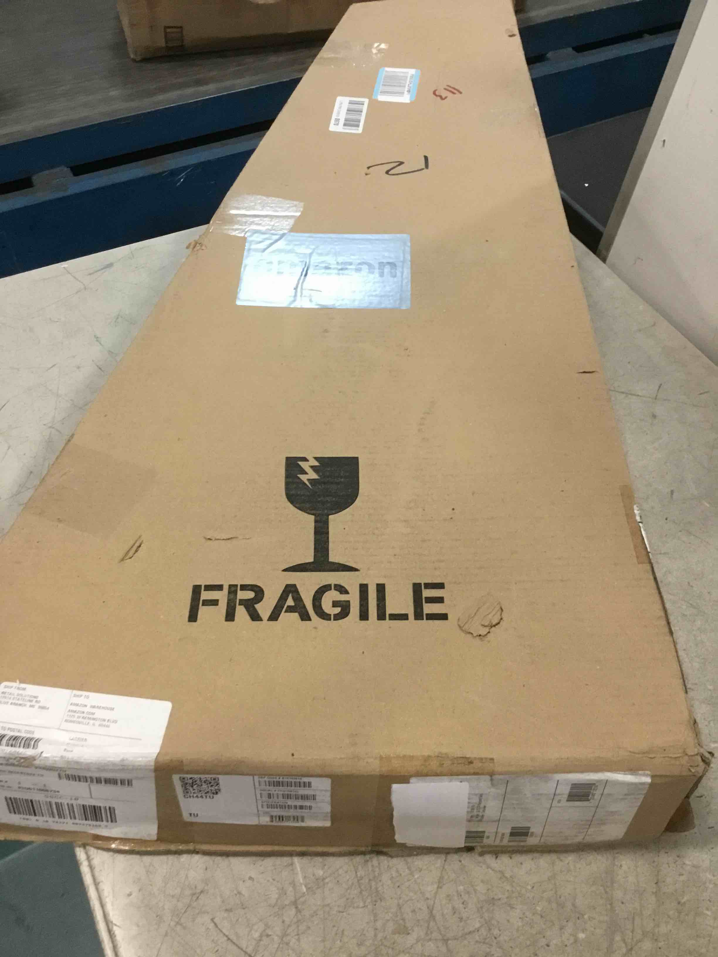 https://s3.amazonaws.com/lotting-images-prod/bidfta/GRA3641539_1747142760375.jpeg