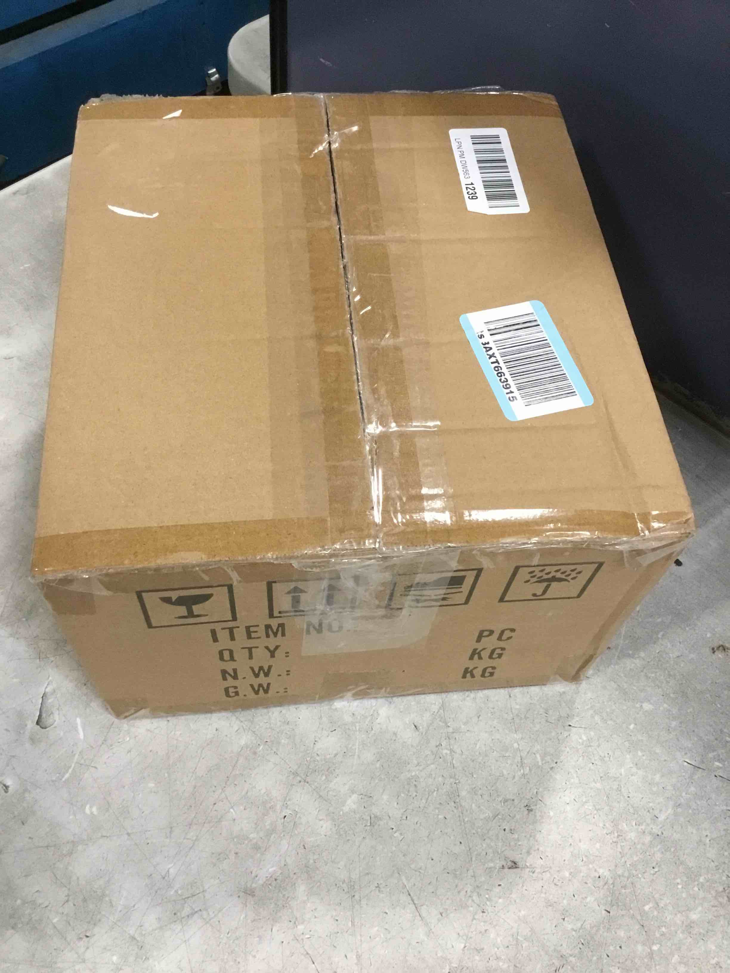 https://s3.amazonaws.com/lotting-images-prod/bidfta/GRA3642144_1747330737901.jpeg