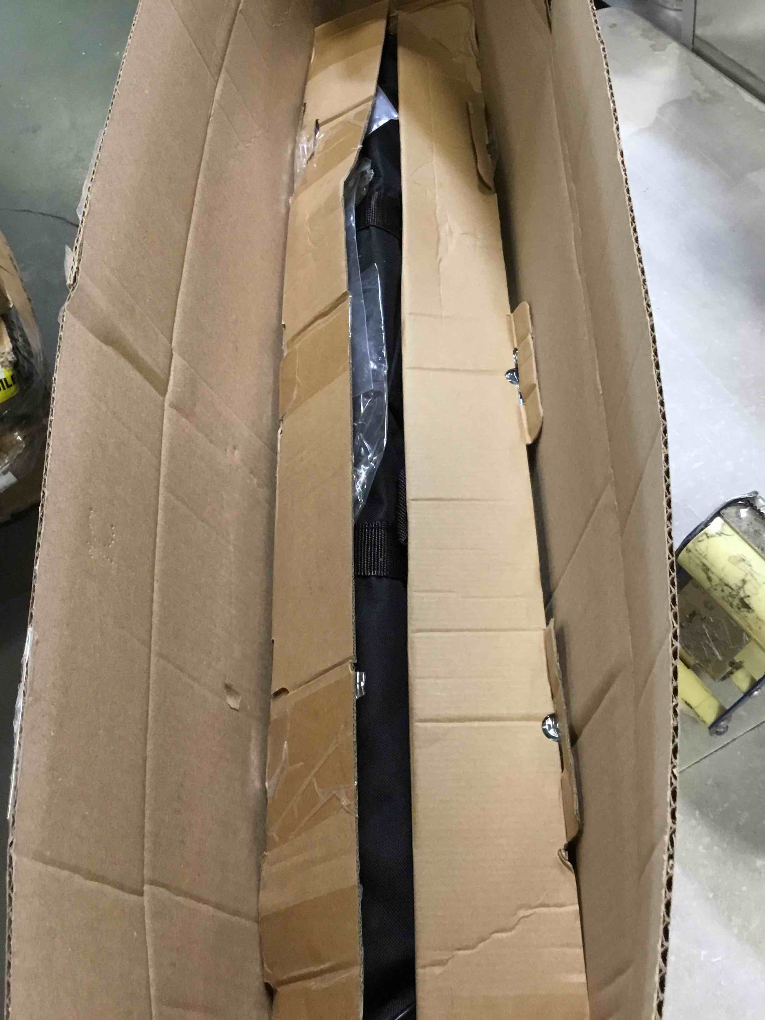 https://s3.amazonaws.com/lotting-images-prod/bidfta/GRA3643065_1746634176176.jpeg