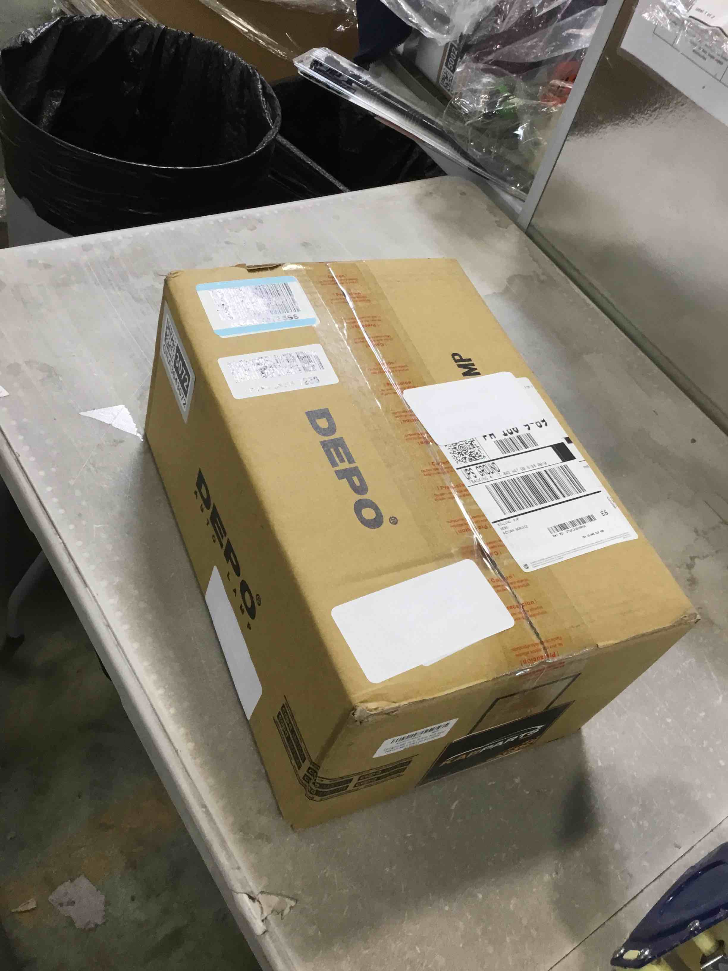 https://s3.amazonaws.com/lotting-images-prod/bidfta/GRA3643072_1746635261785.jpeg