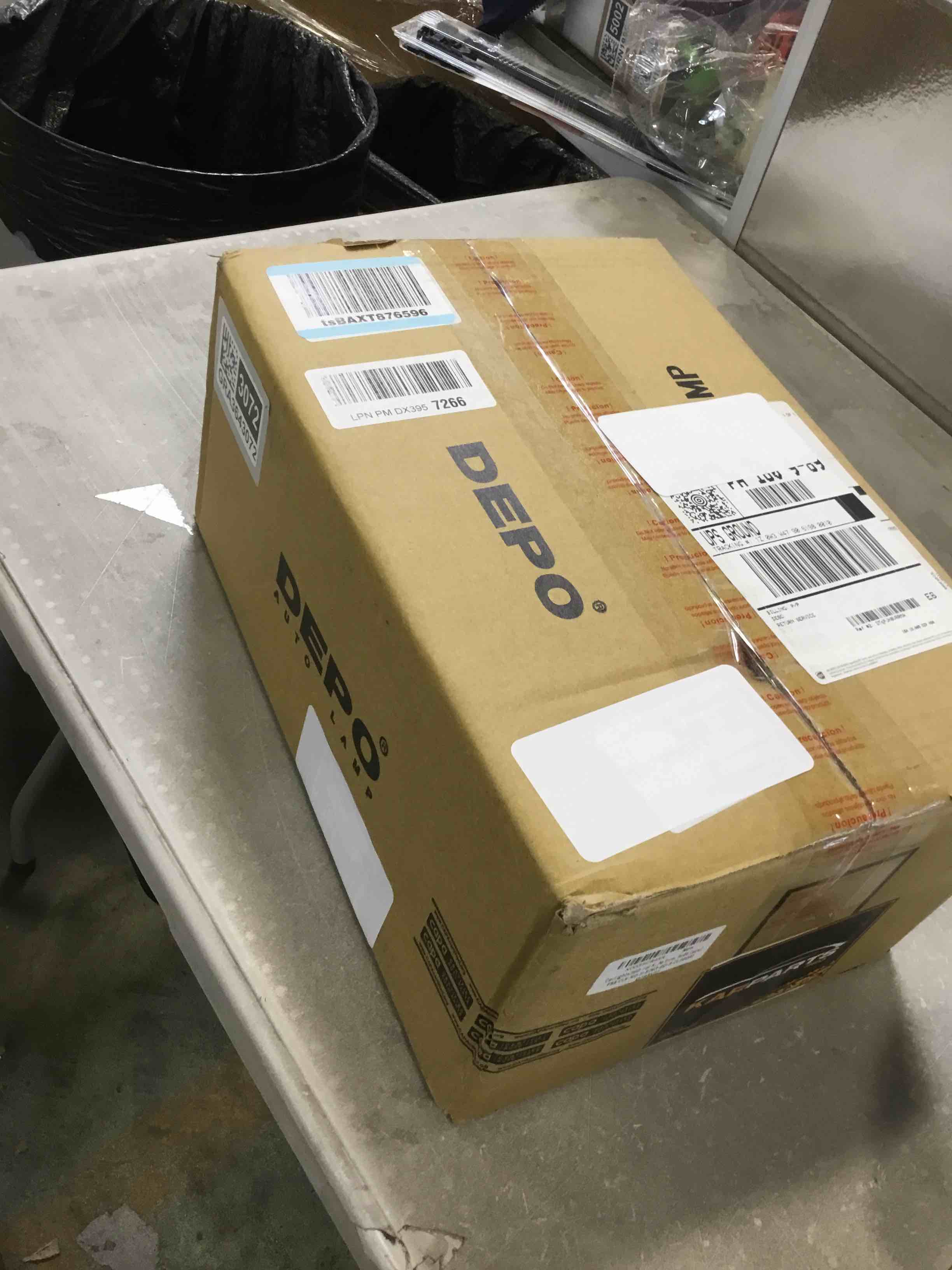 https://s3.amazonaws.com/lotting-images-prod/bidfta/GRA3643072_1746635264939.jpeg