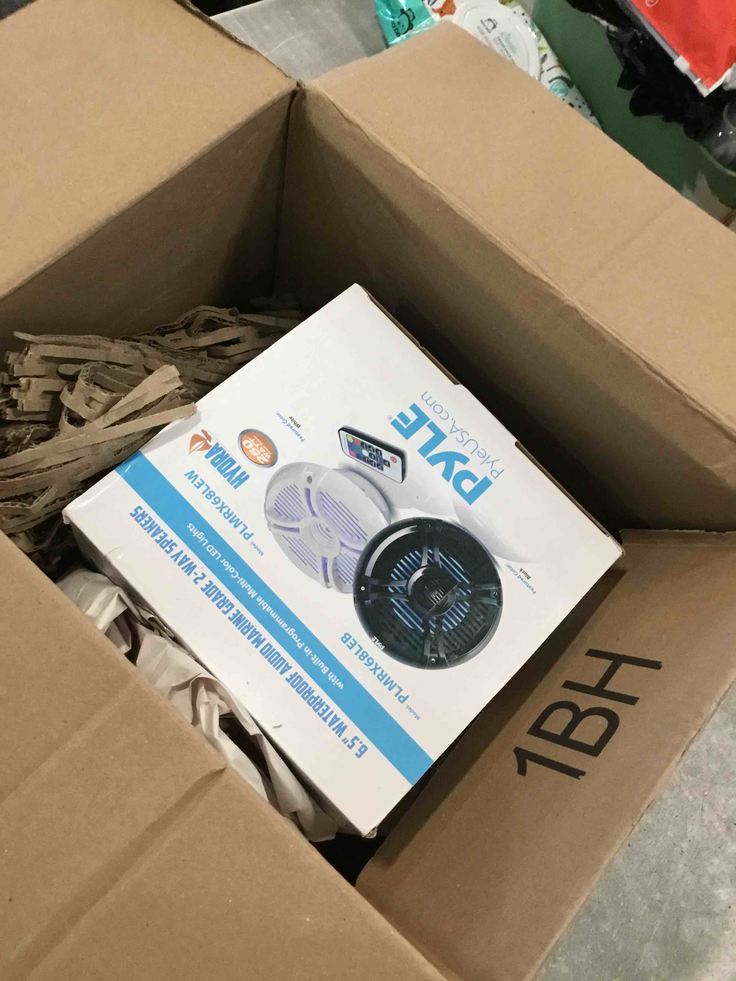 https://s3.amazonaws.com/lotting-images-prod/bidfta/GRA3643411_1750507028697.jpeg