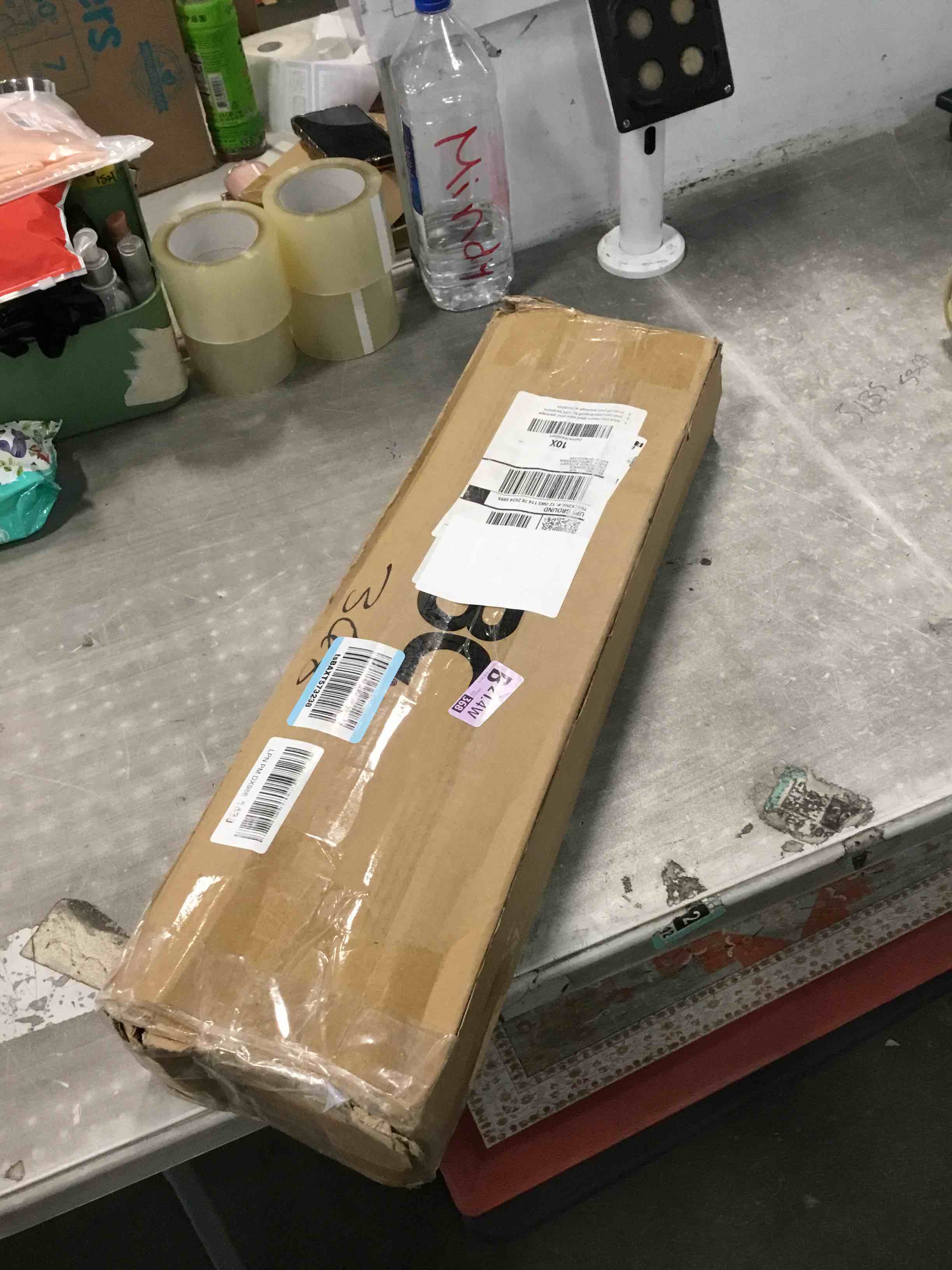 https://s3.amazonaws.com/lotting-images-prod/bidfta/GRA3643420_1750507743850.jpeg