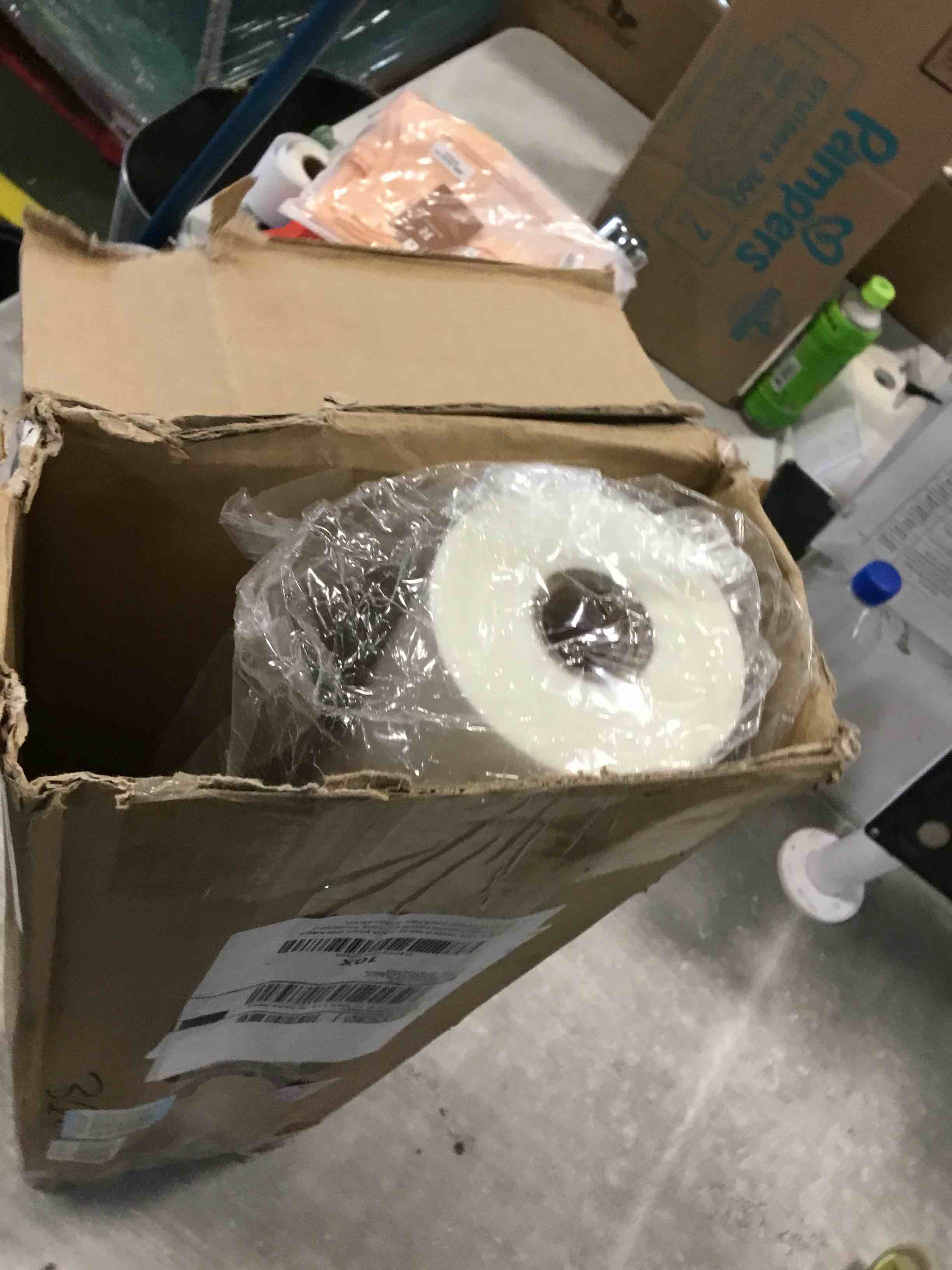 https://s3.amazonaws.com/lotting-images-prod/bidfta/GRA3643420_1750507764995.jpeg