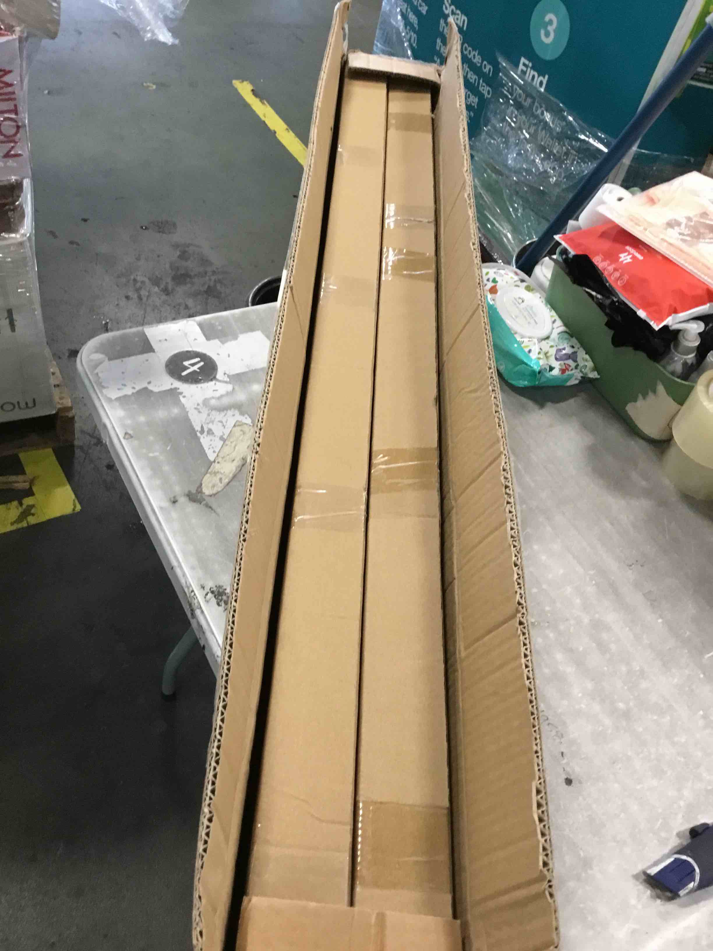 https://s3.amazonaws.com/lotting-images-prod/bidfta/GRA3643422_1750507961970.jpeg