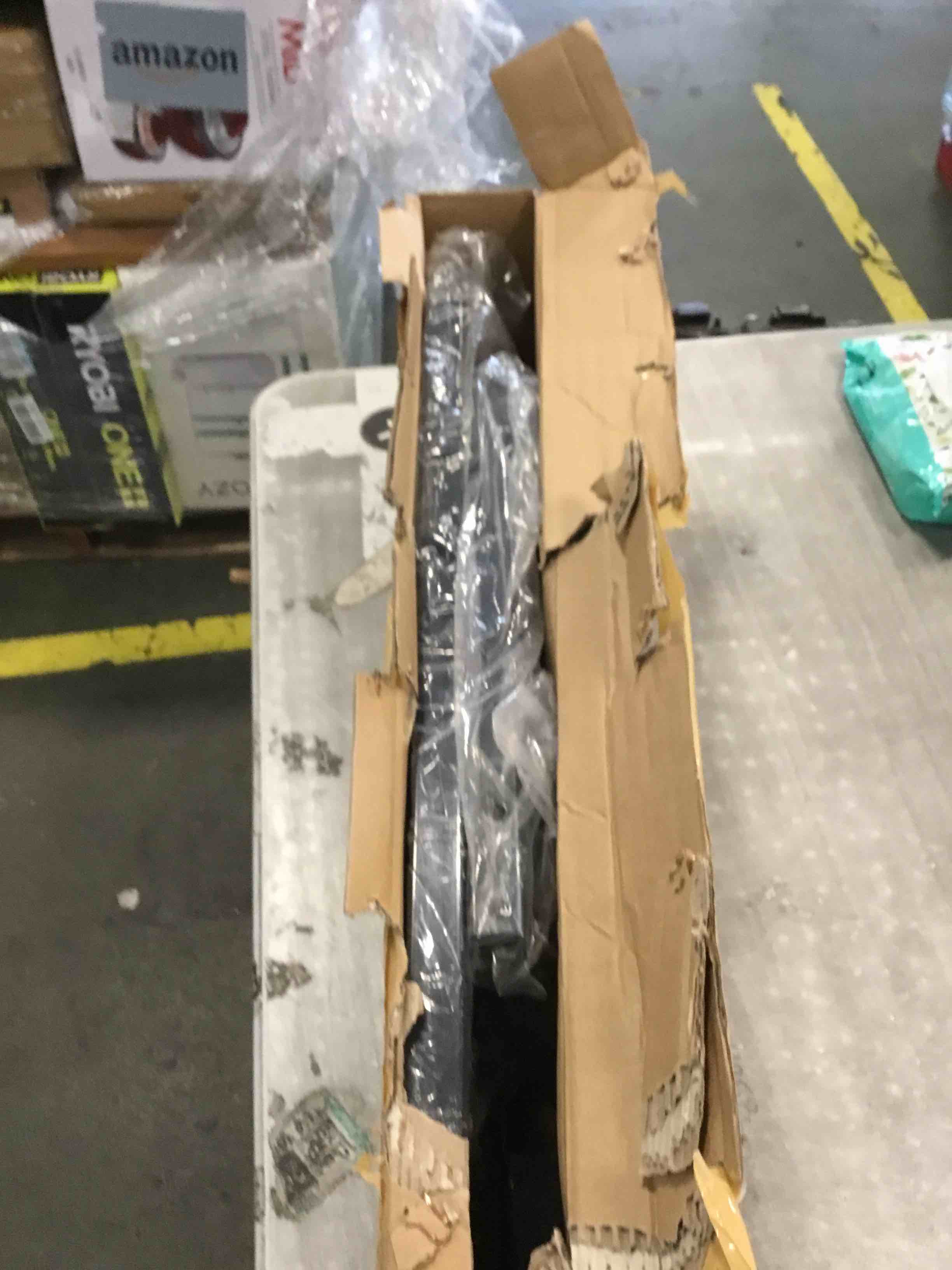 https://s3.amazonaws.com/lotting-images-prod/bidfta/GRA3643434_1750509702110.jpeg