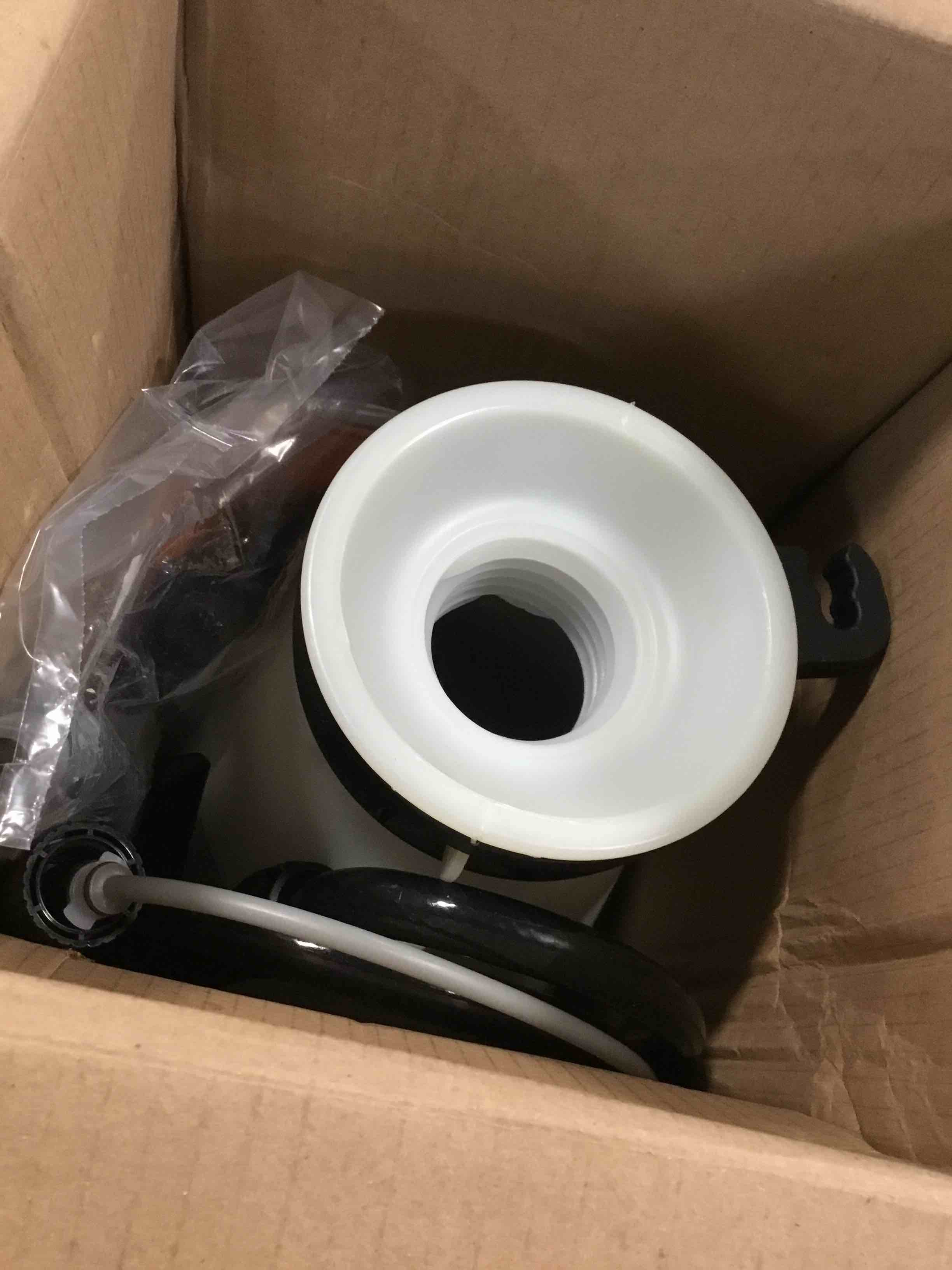 https://s3.amazonaws.com/lotting-images-prod/bidfta/GRA3643441_1750510318414.jpeg