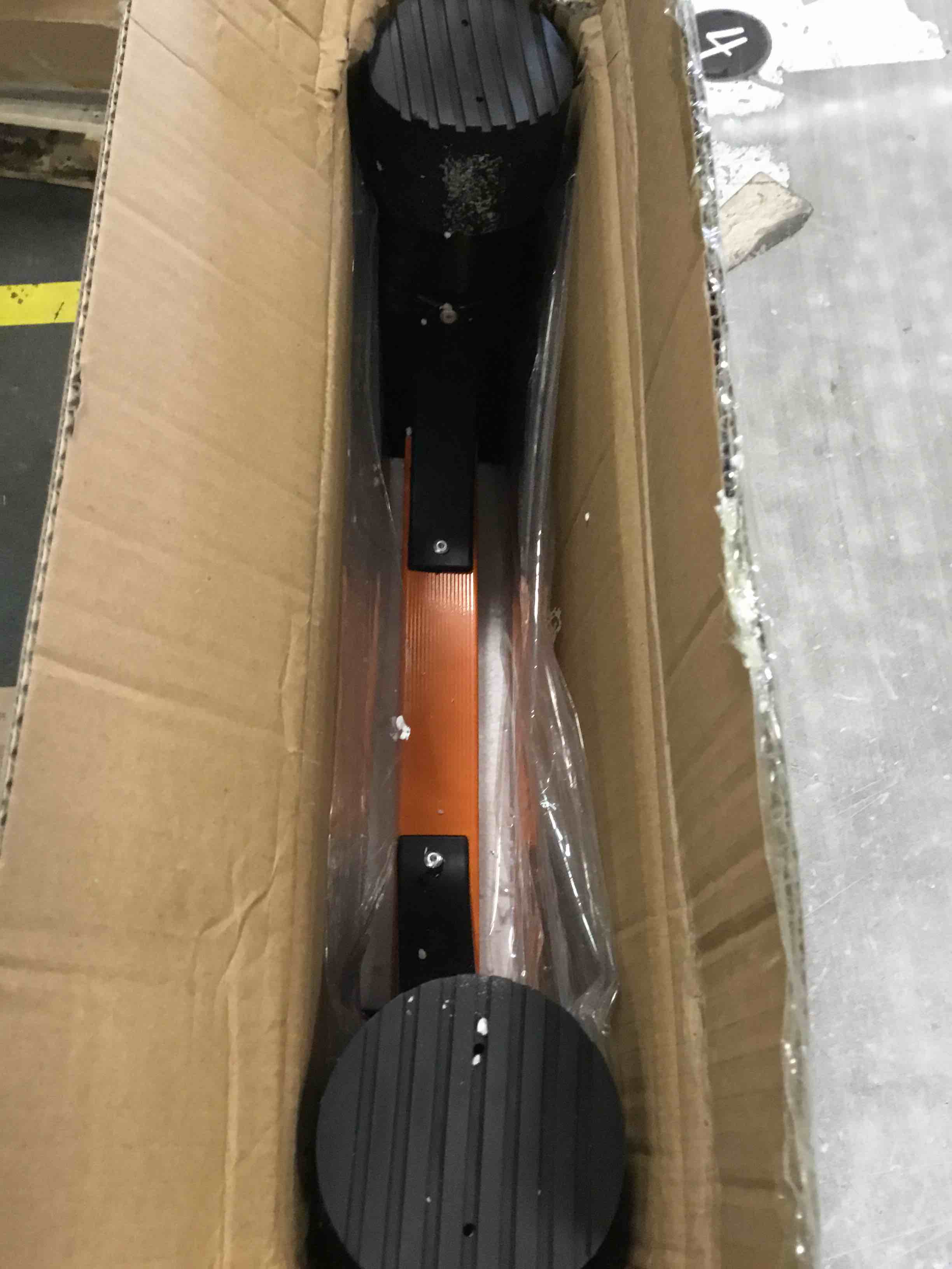 https://s3.amazonaws.com/lotting-images-prod/bidfta/GRA3643569_1750532478200.jpeg
