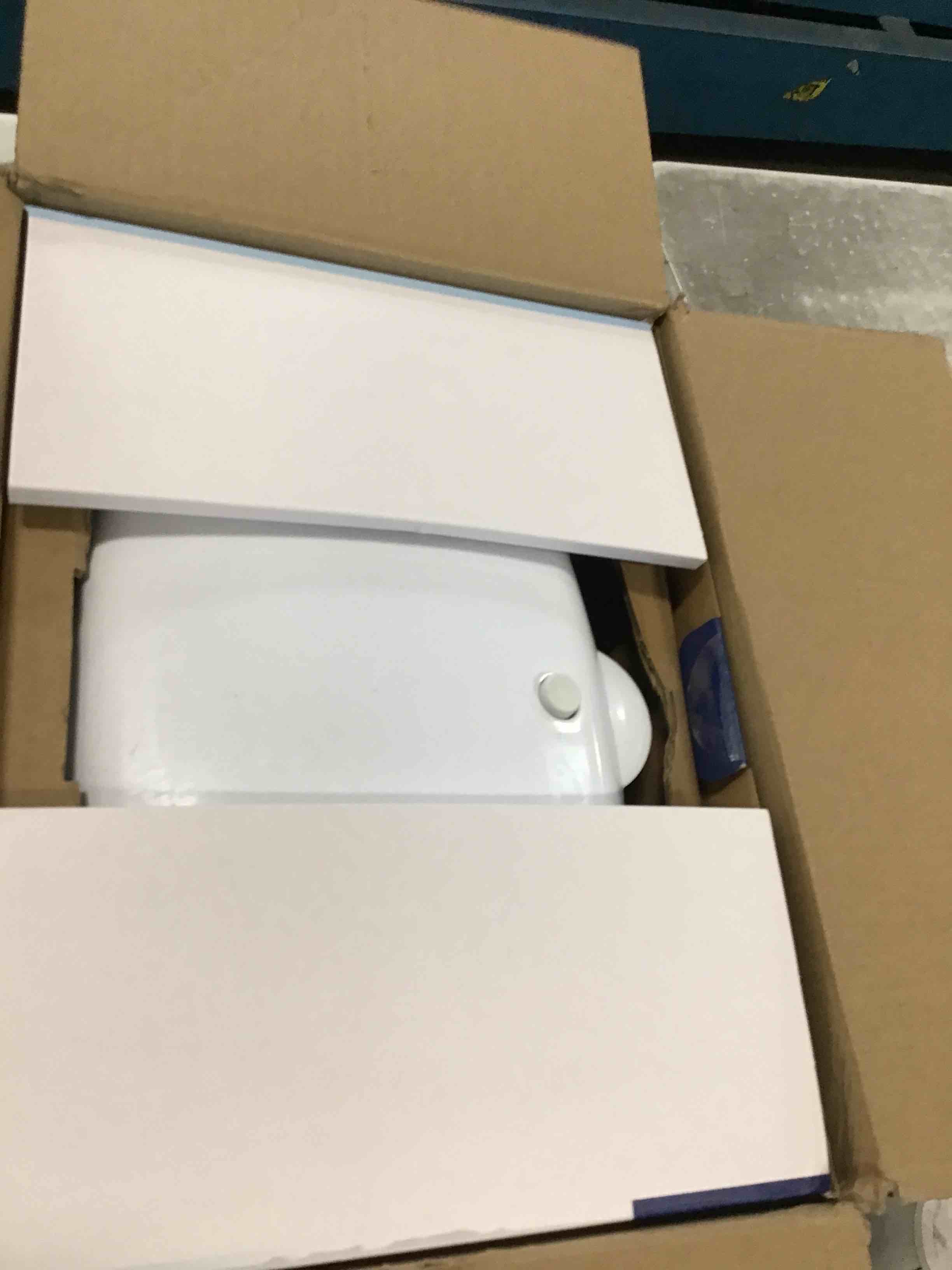 https://s3.amazonaws.com/lotting-images-prod/bidfta/GRA3644173_1751035907907.jpeg