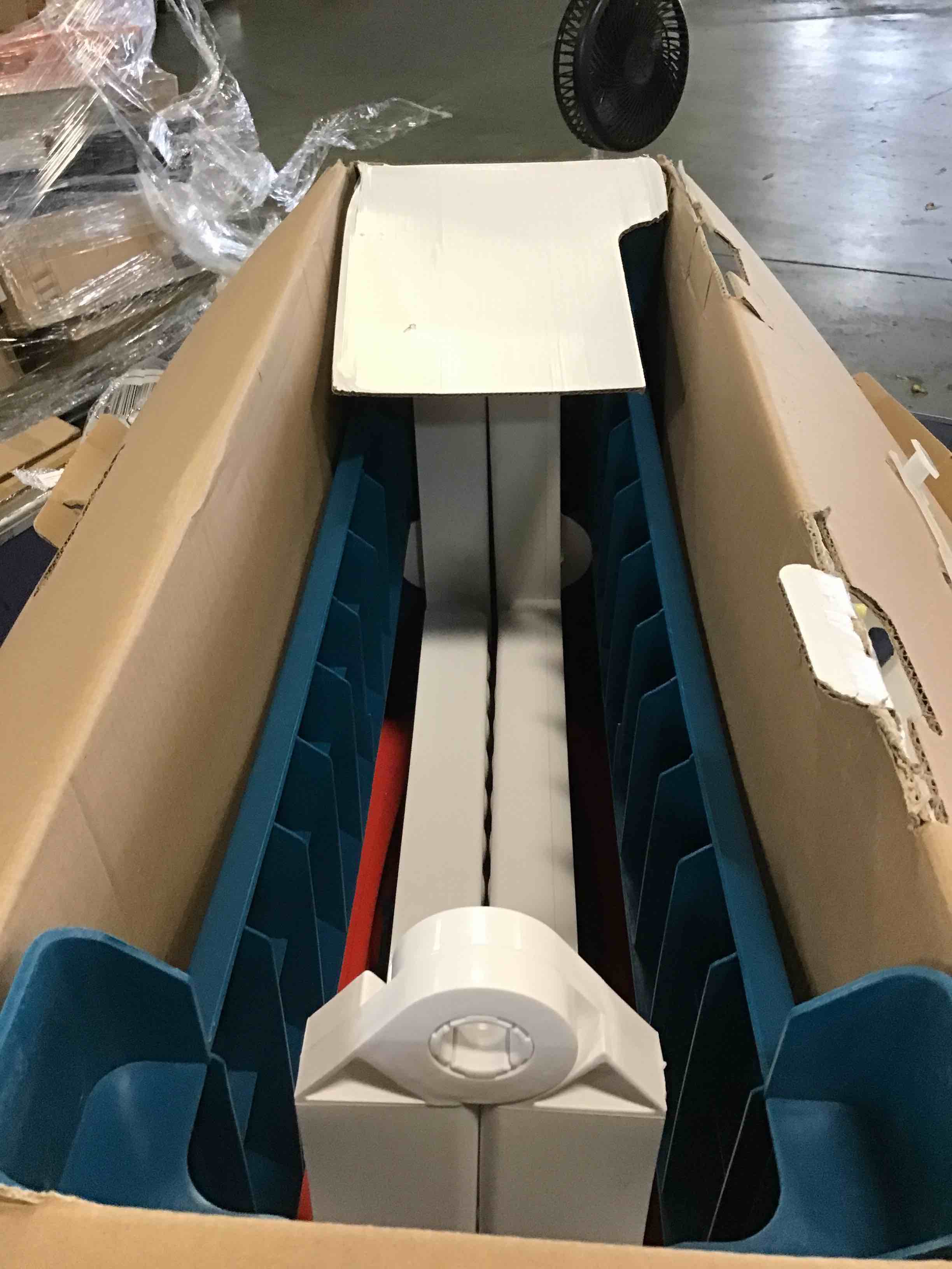 https://s3.amazonaws.com/lotting-images-prod/bidfta/GRA3644209_1751041422032.jpeg
