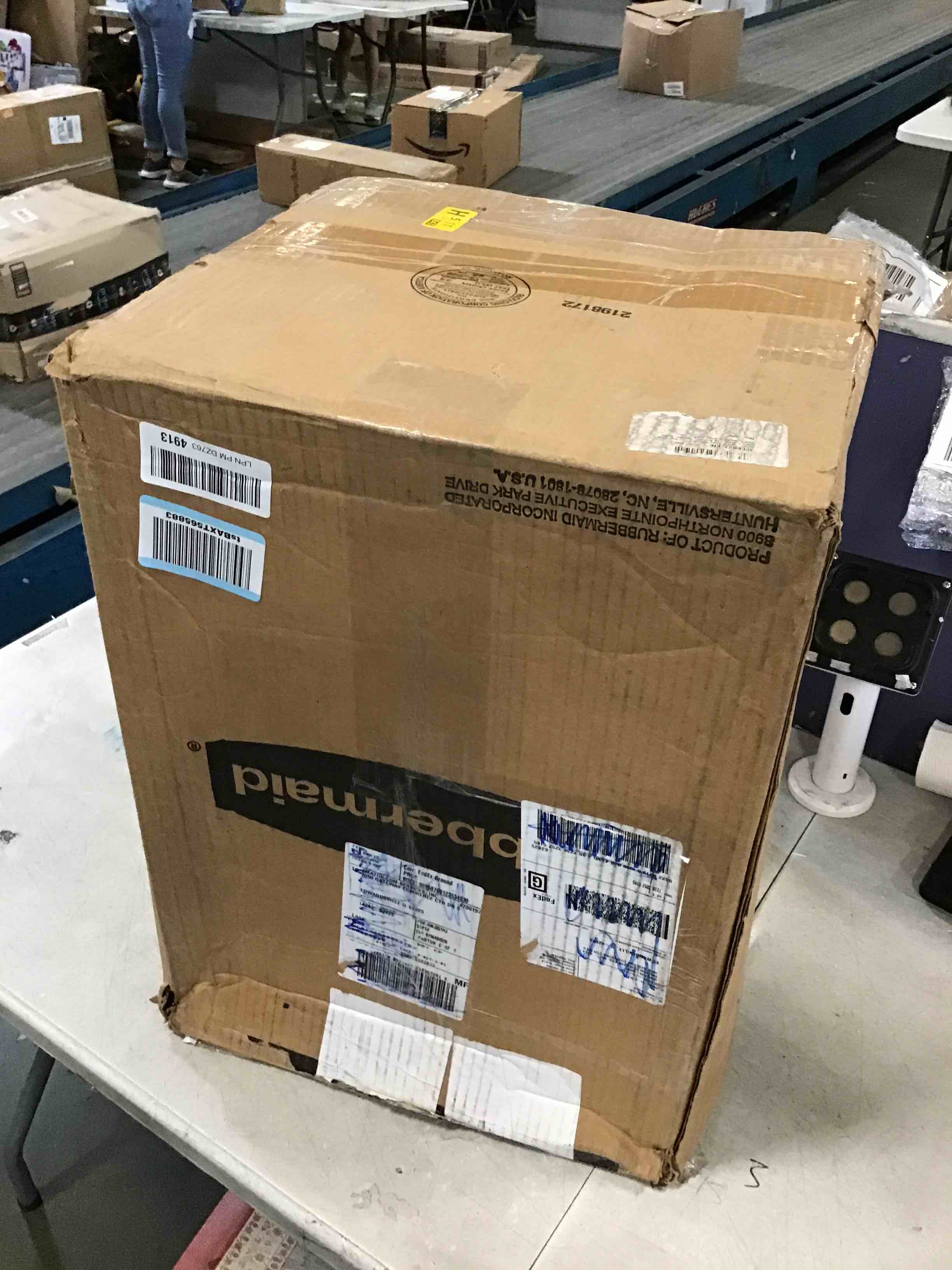 https://s3.amazonaws.com/lotting-images-prod/bidfta/GRA3644211_1751041558746.jpeg