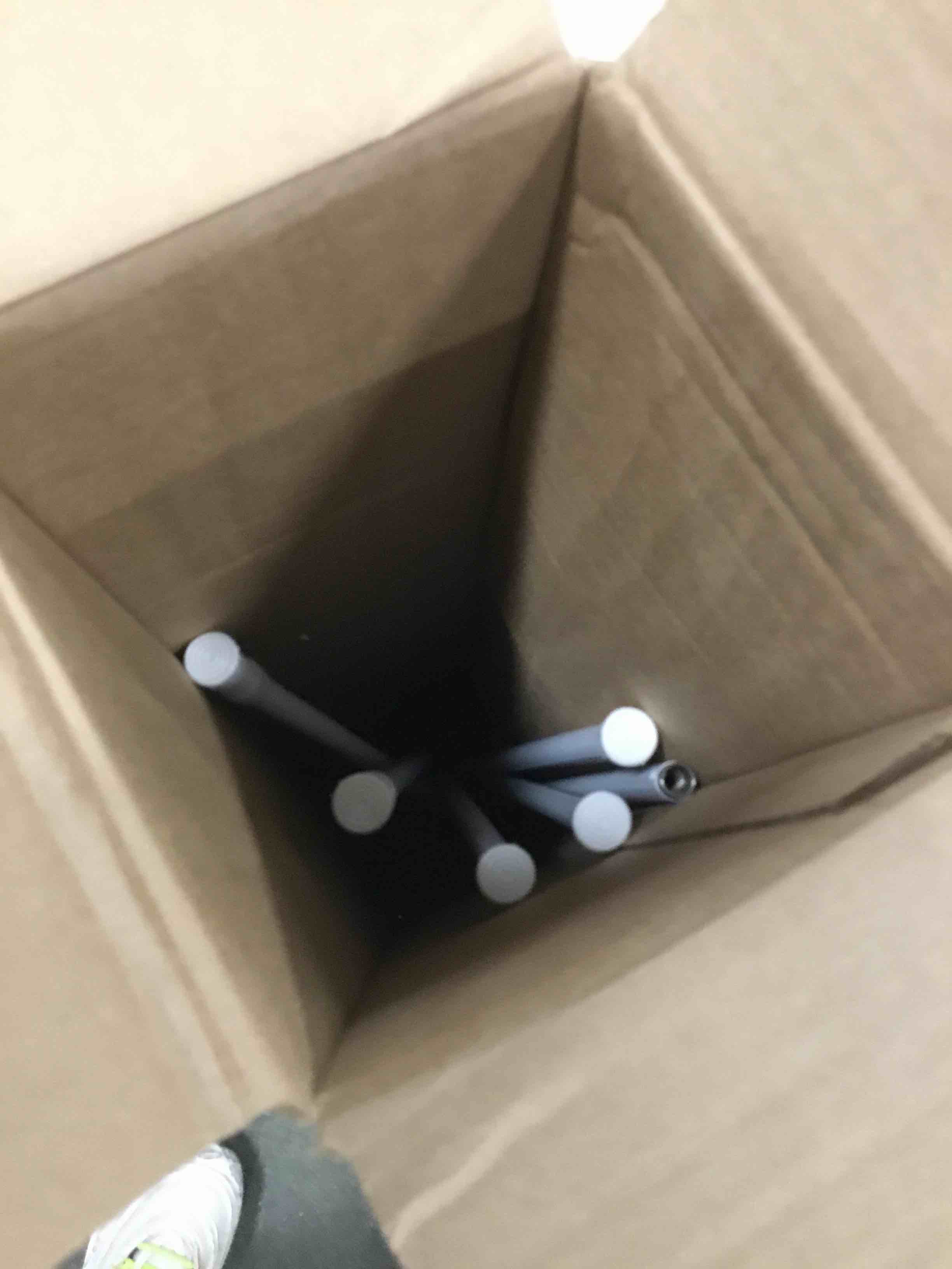 https://s3.amazonaws.com/lotting-images-prod/bidfta/GRA3644314_1751287163737.jpeg