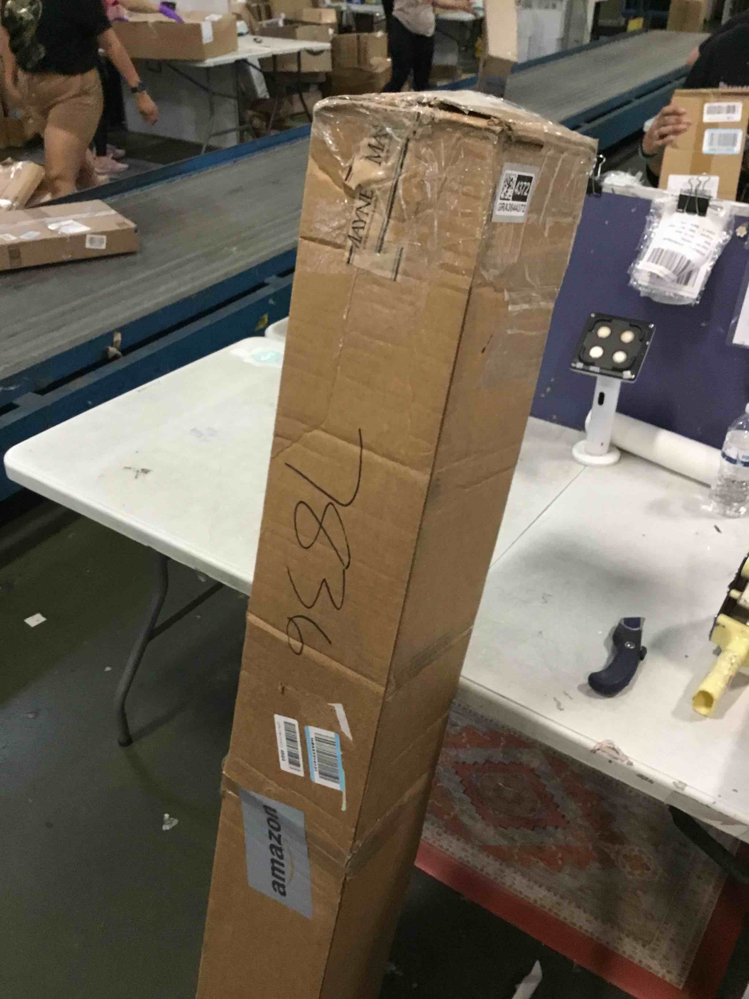 https://s3.amazonaws.com/lotting-images-prod/bidfta/GRA3644372_1751295071340.jpeg