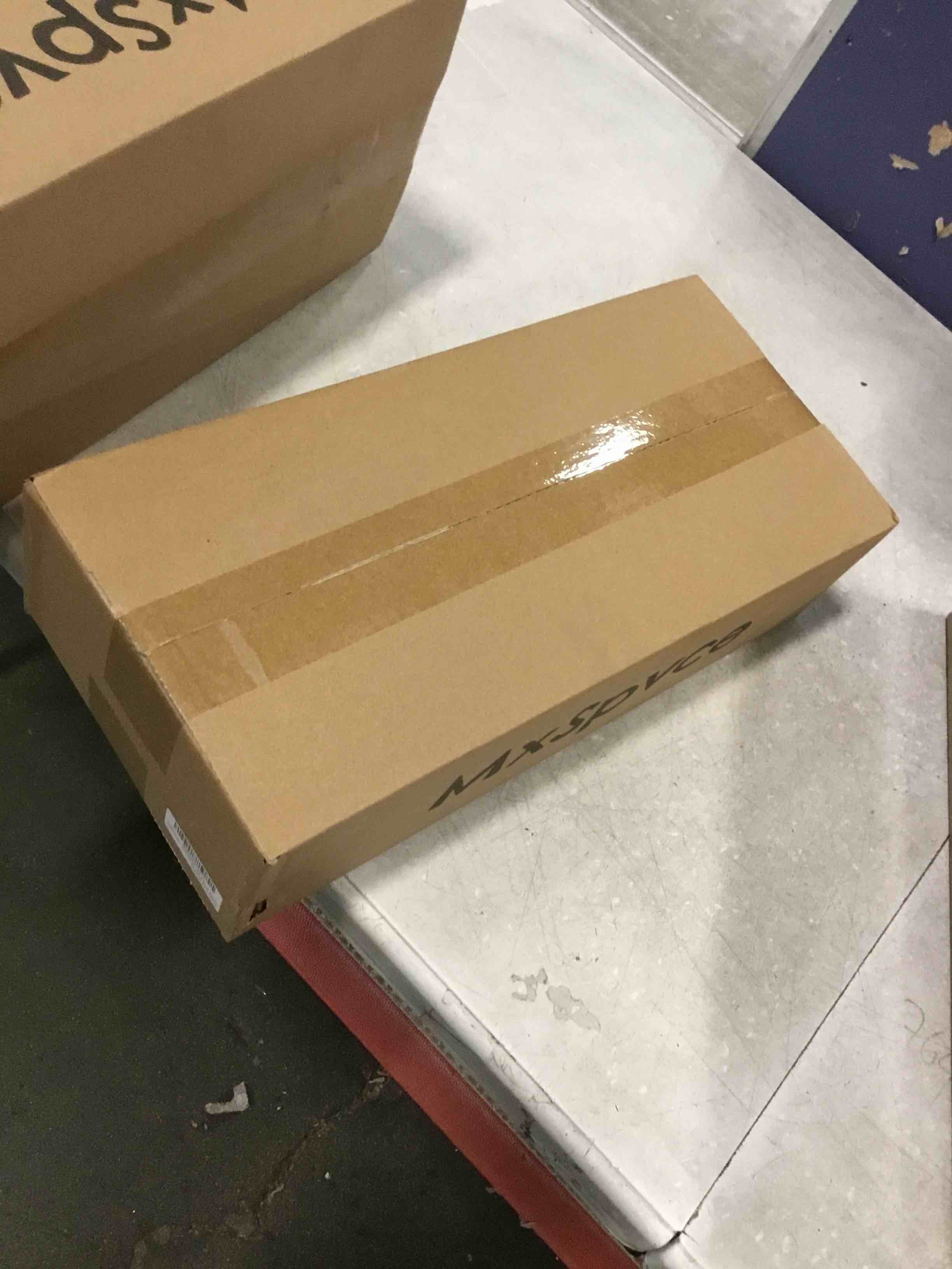 https://s3.amazonaws.com/lotting-images-prod/bidfta/GRA3644460_1751300138687.jpeg