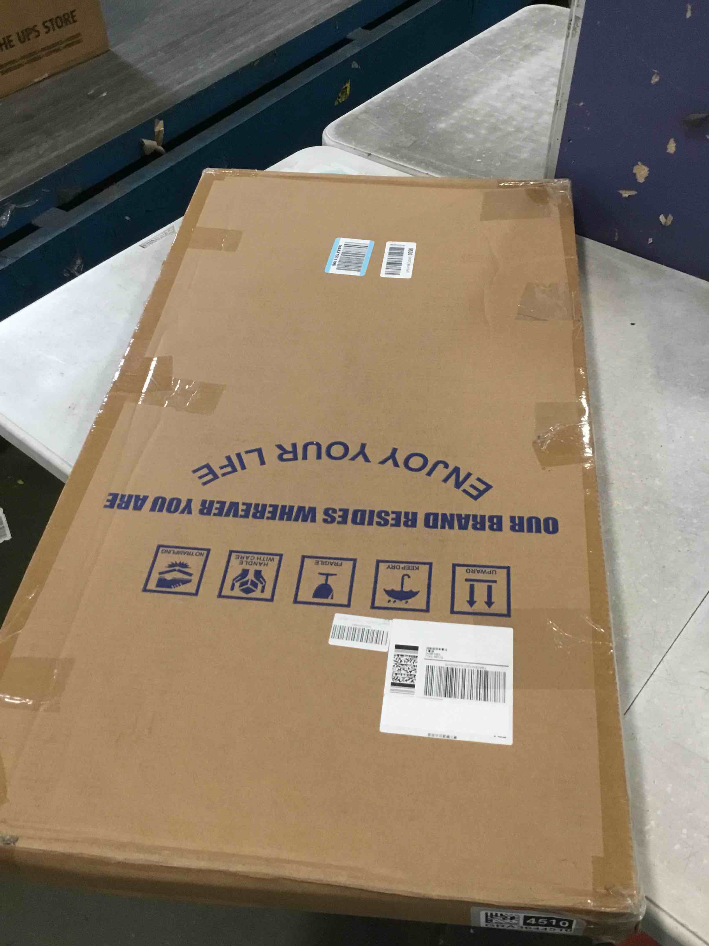 https://s3.amazonaws.com/lotting-images-prod/bidfta/GRA3644510_1751308049748.jpeg