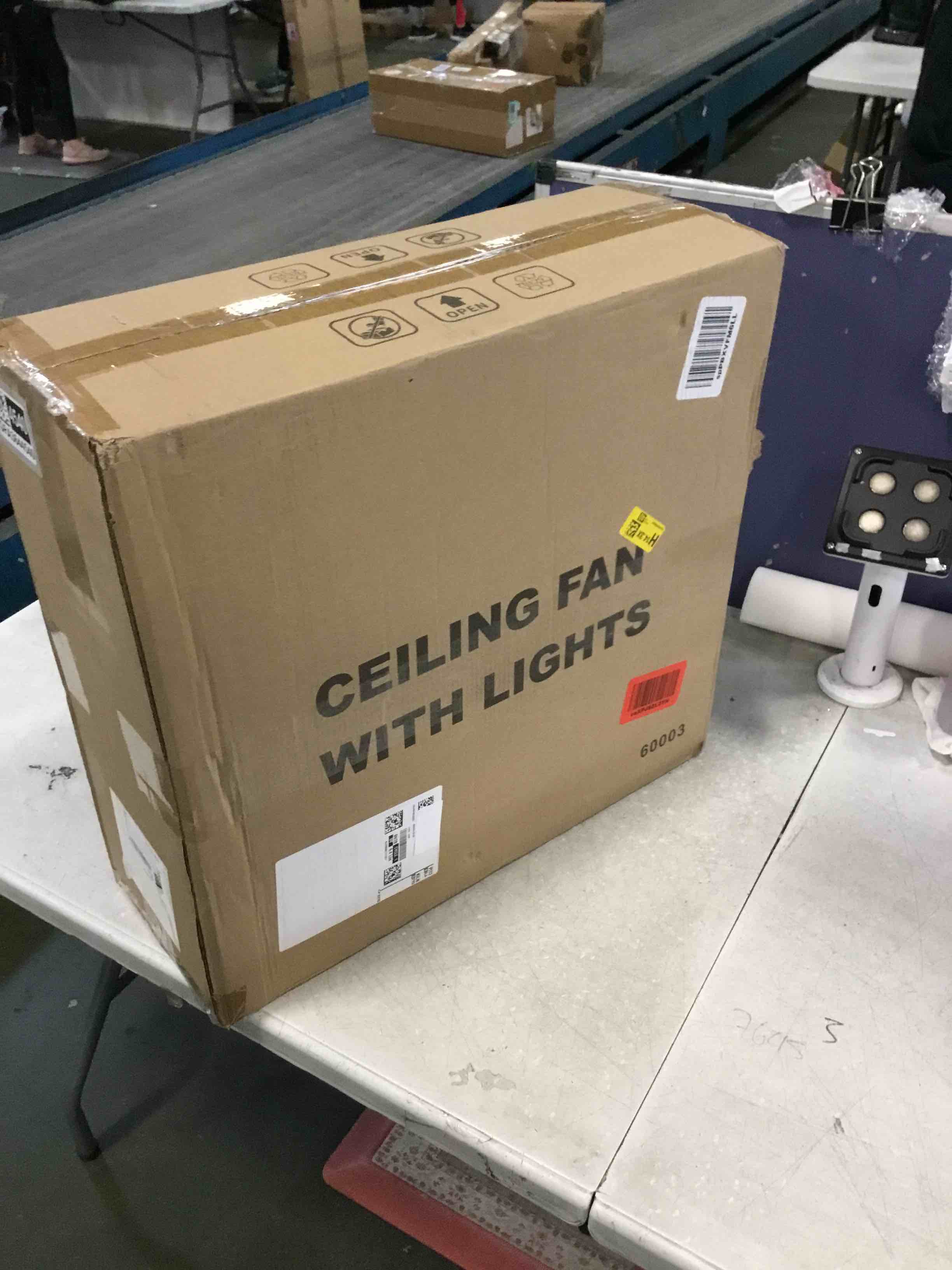 https://s3.amazonaws.com/lotting-images-prod/bidfta/GRA3644540_1751313951215.jpeg