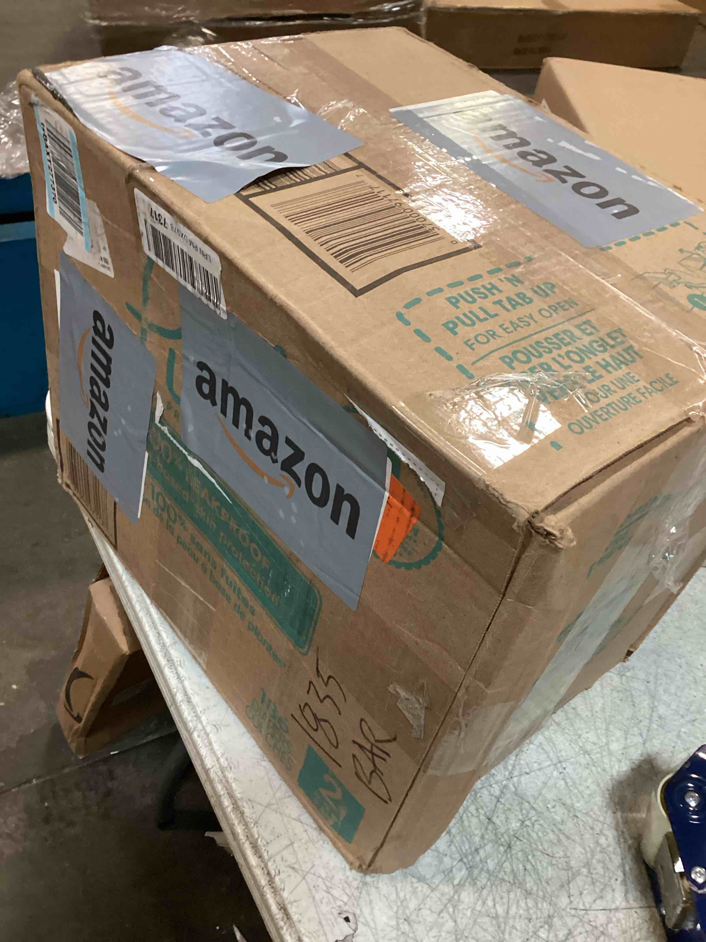 https://s3.amazonaws.com/lotting-images-prod/bidfta/GRA3648203_1748361147250.jpeg