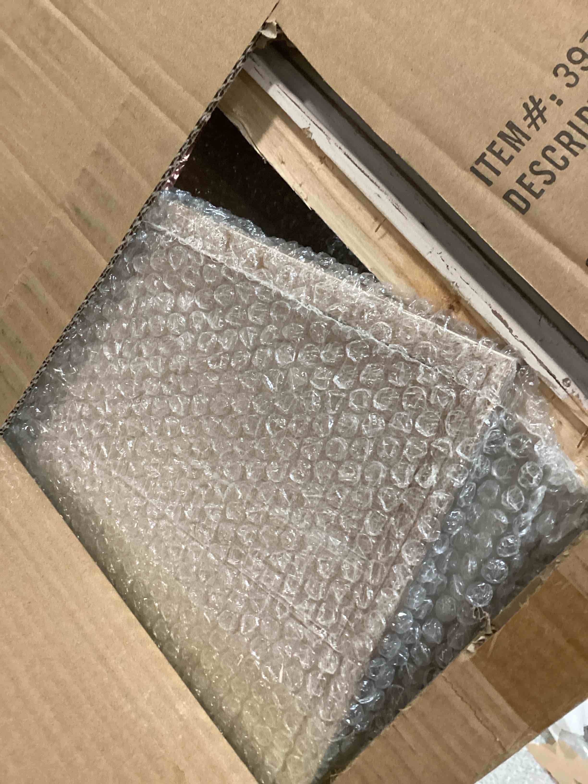https://s3.amazonaws.com/lotting-images-prod/bidfta/GRA3648210_1748361668268.jpeg