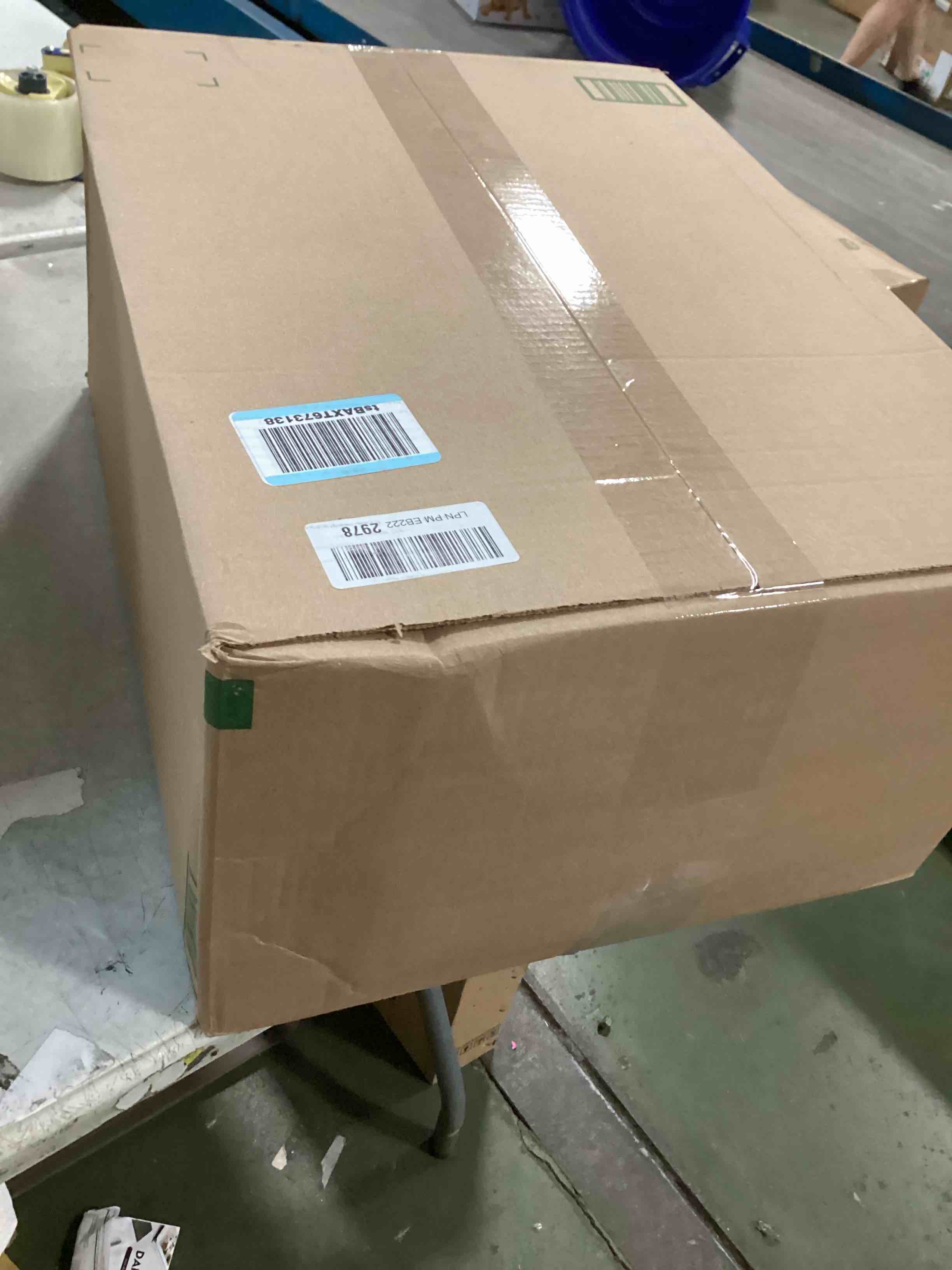 https://s3.amazonaws.com/lotting-images-prod/bidfta/GRA3648679_1748611083771.jpeg