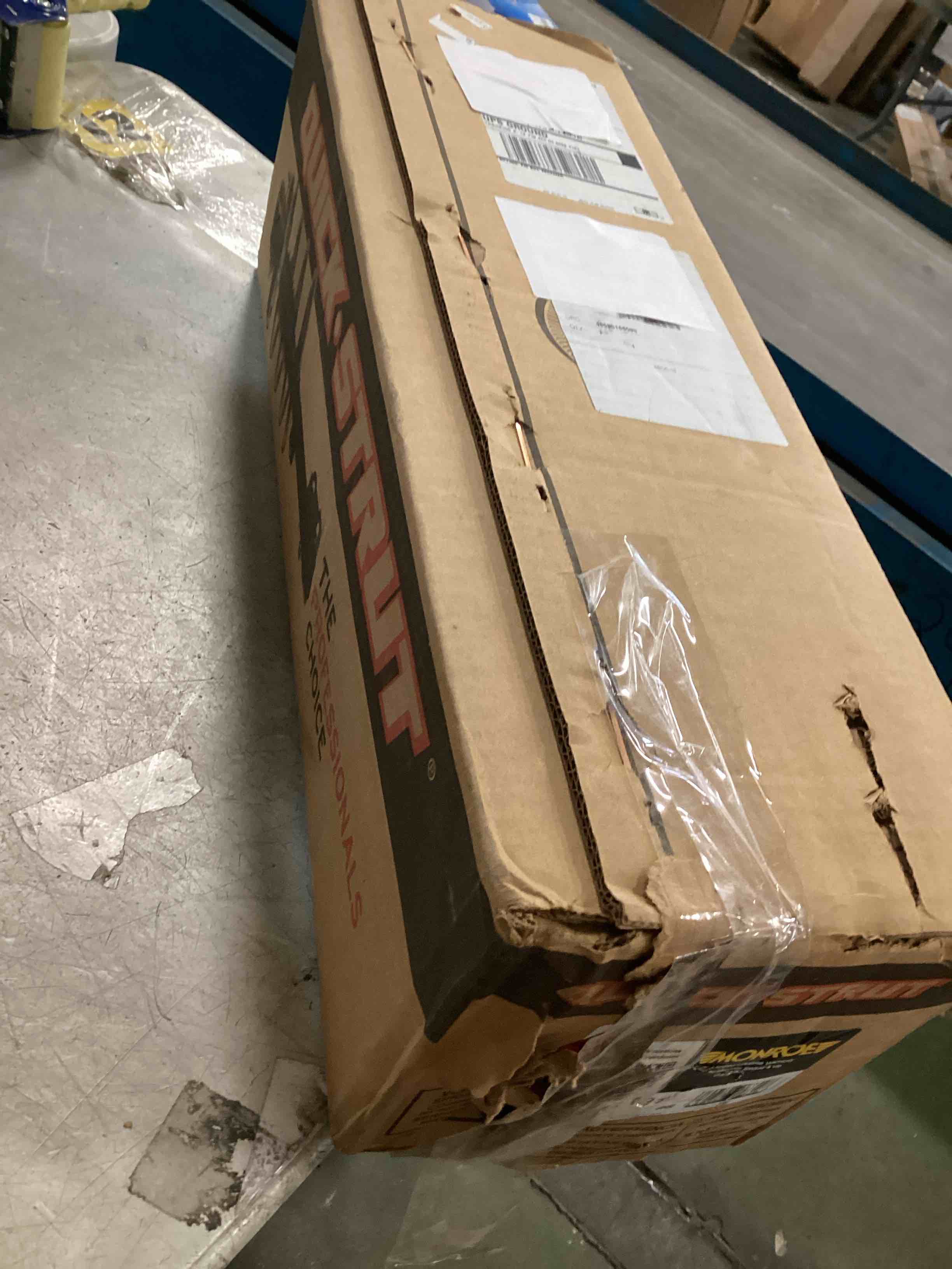 https://s3.amazonaws.com/lotting-images-prod/bidfta/GRA3648839_1748633386322.jpeg