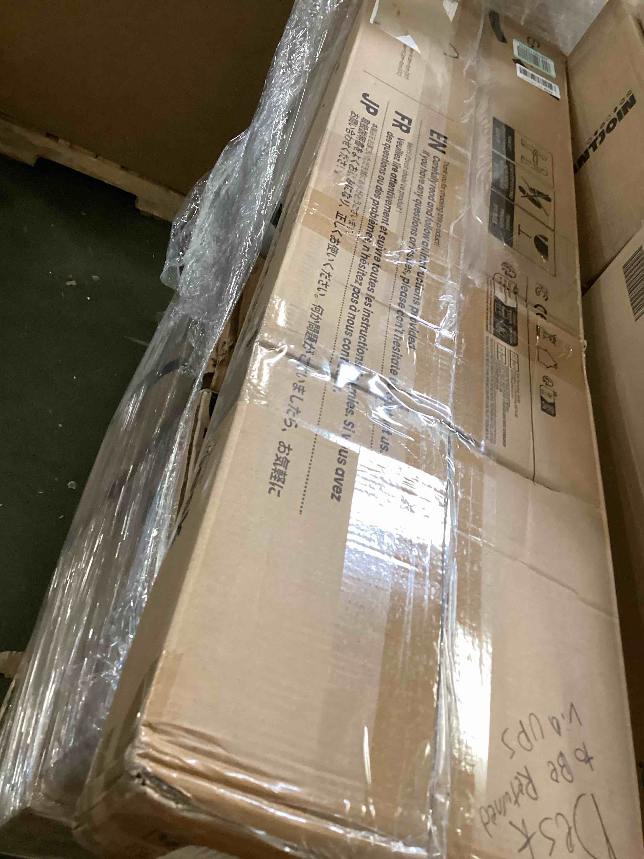 https://s3.amazonaws.com/lotting-images-prod/bidfta/GRA3648970_1748876552958.jpeg