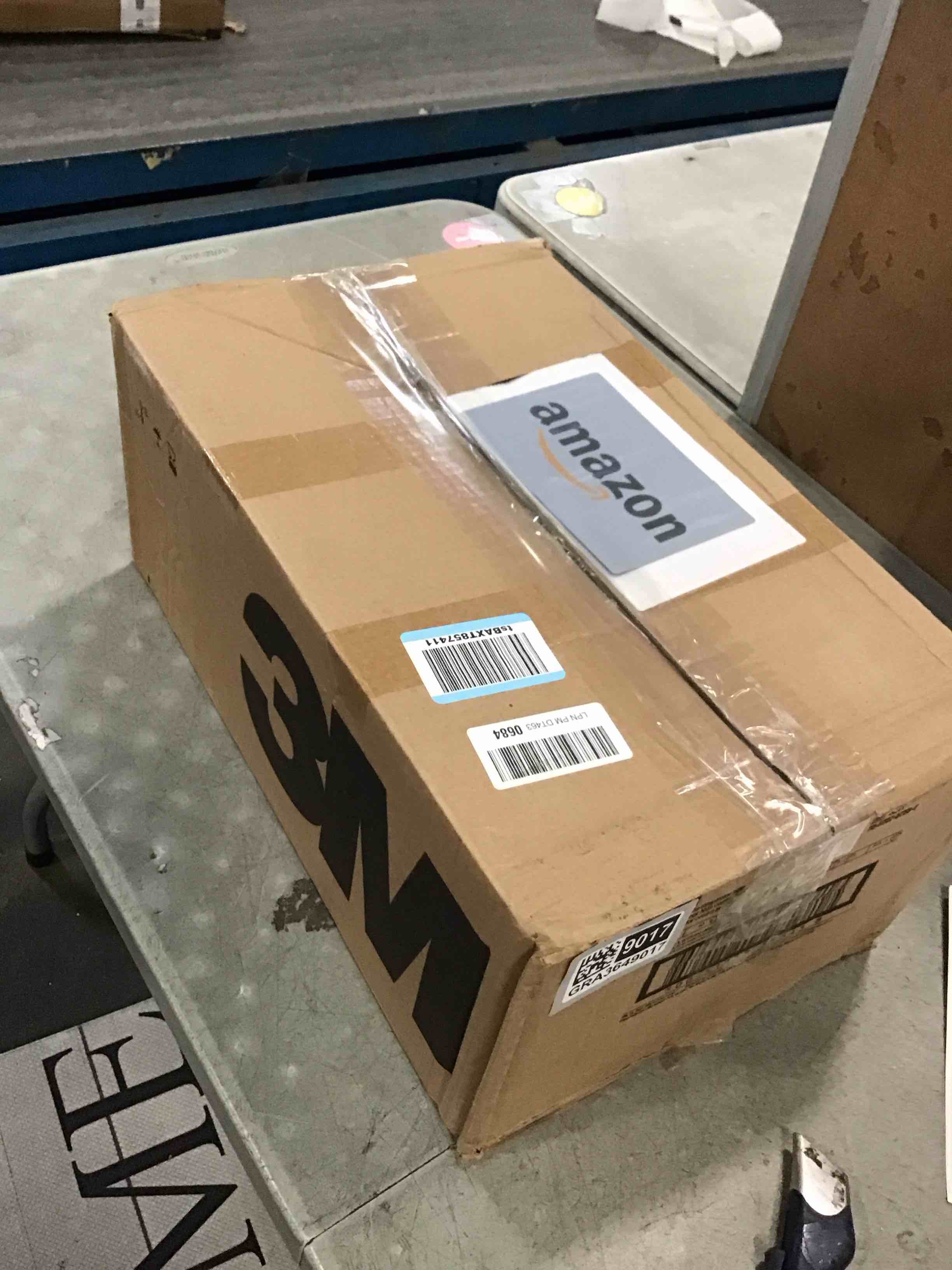 https://s3.amazonaws.com/lotting-images-prod/bidfta/GRA3649017_1746451213752.jpeg