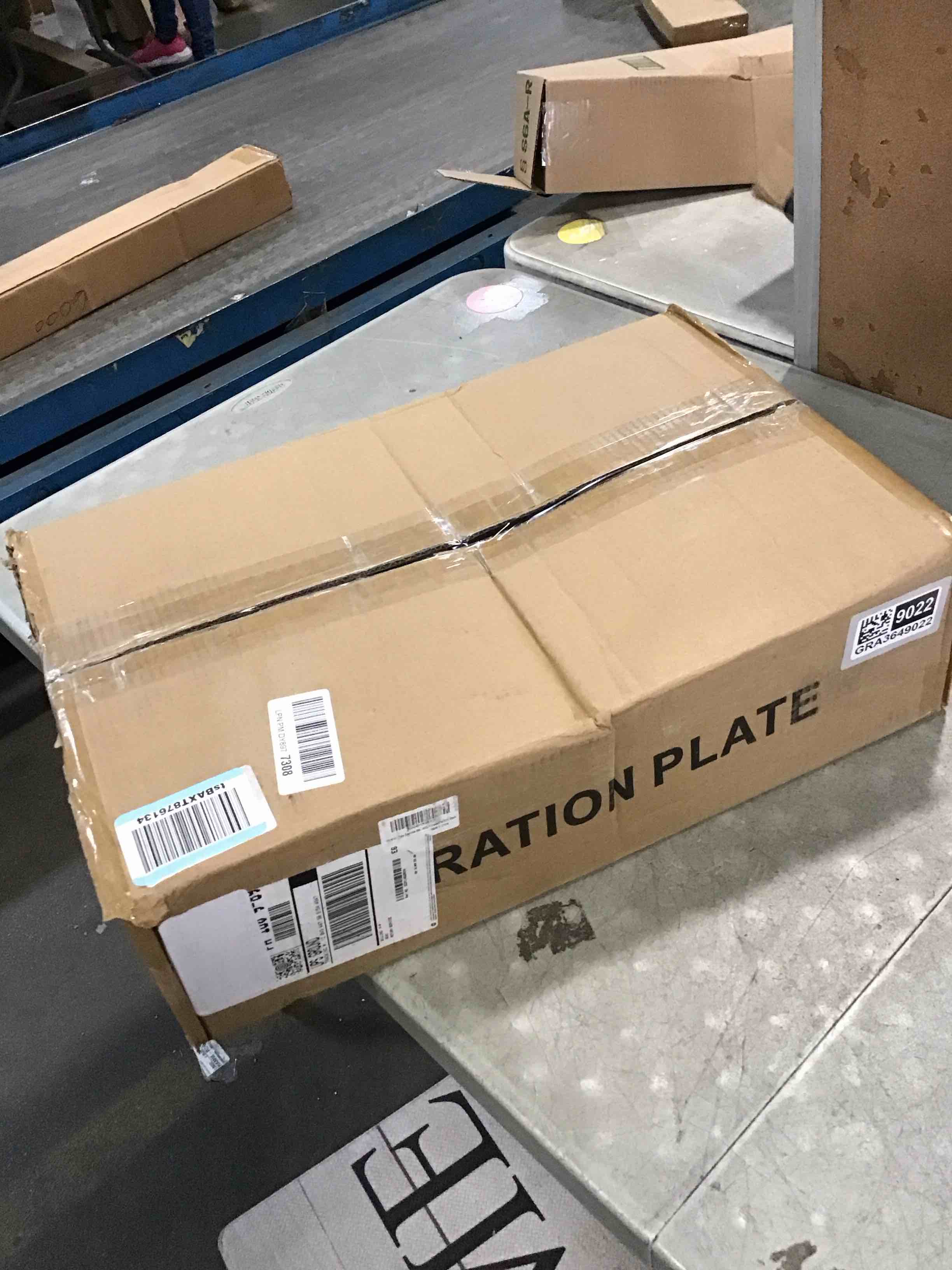 https://s3.amazonaws.com/lotting-images-prod/bidfta/GRA3649022_1746451689969.jpeg