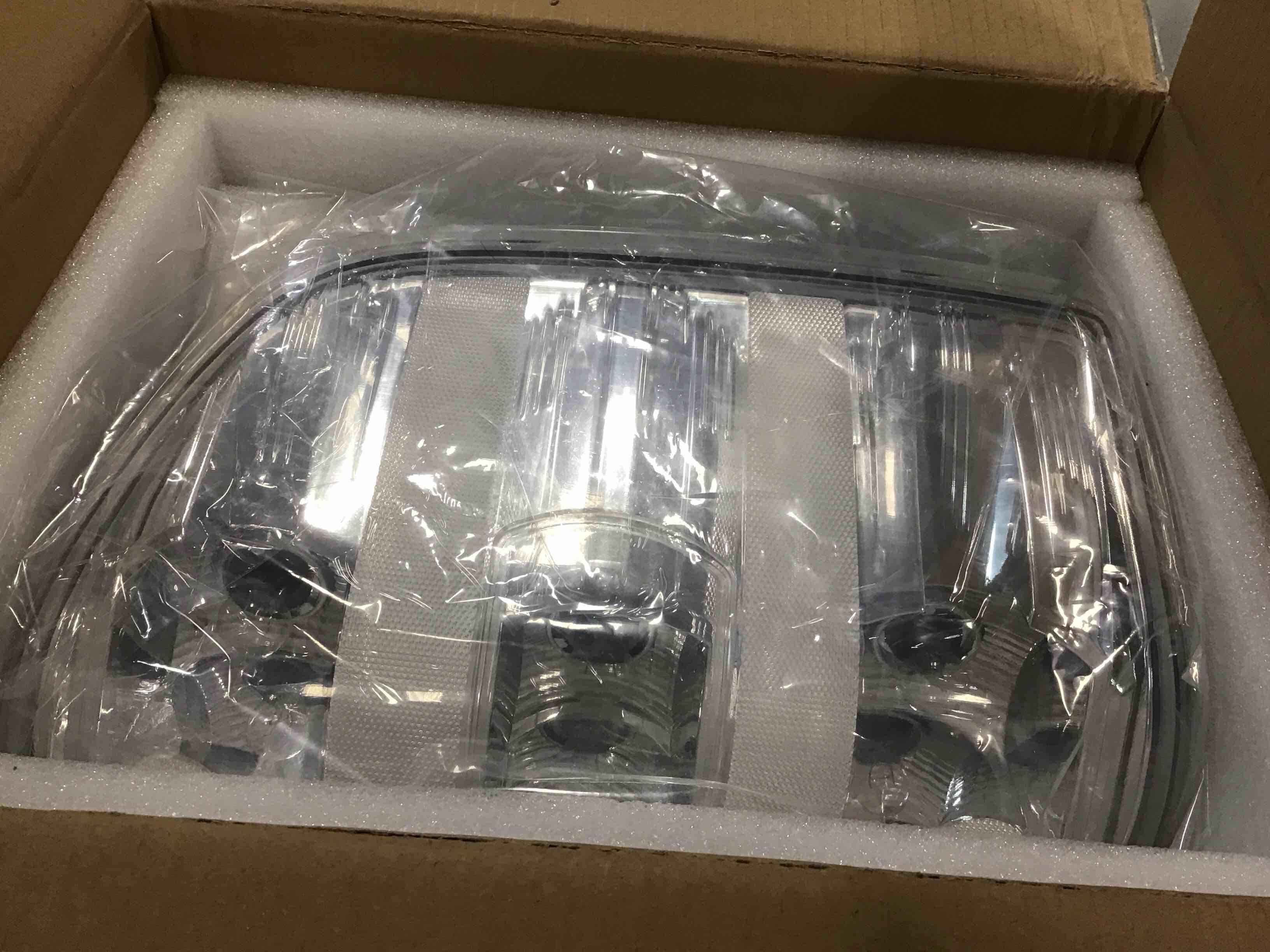 https://s3.amazonaws.com/lotting-images-prod/bidfta/GRA3650930_1748538916081.jpeg