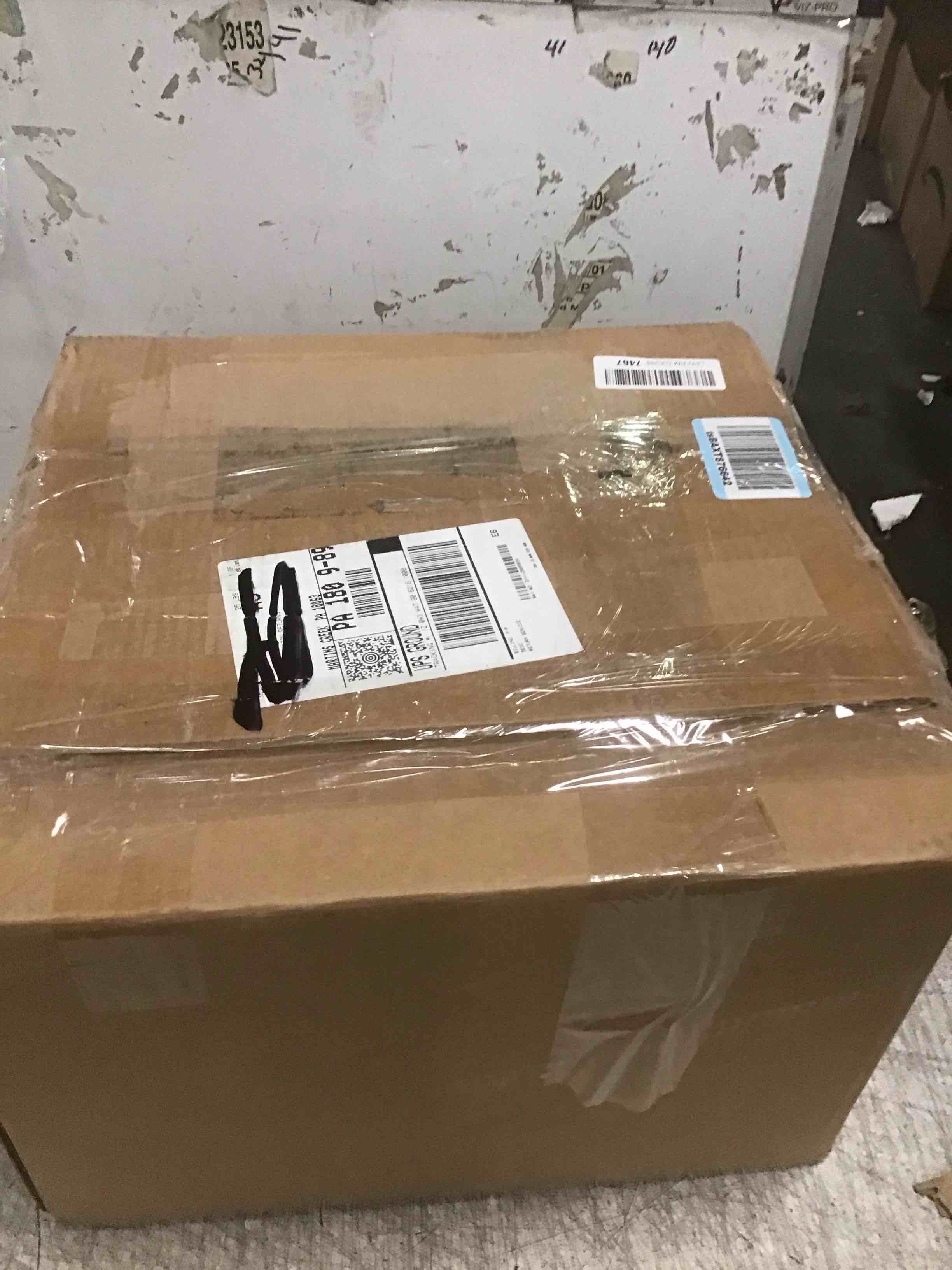 https://s3.amazonaws.com/lotting-images-prod/bidfta/GRA3652196_1746709823948.jpeg