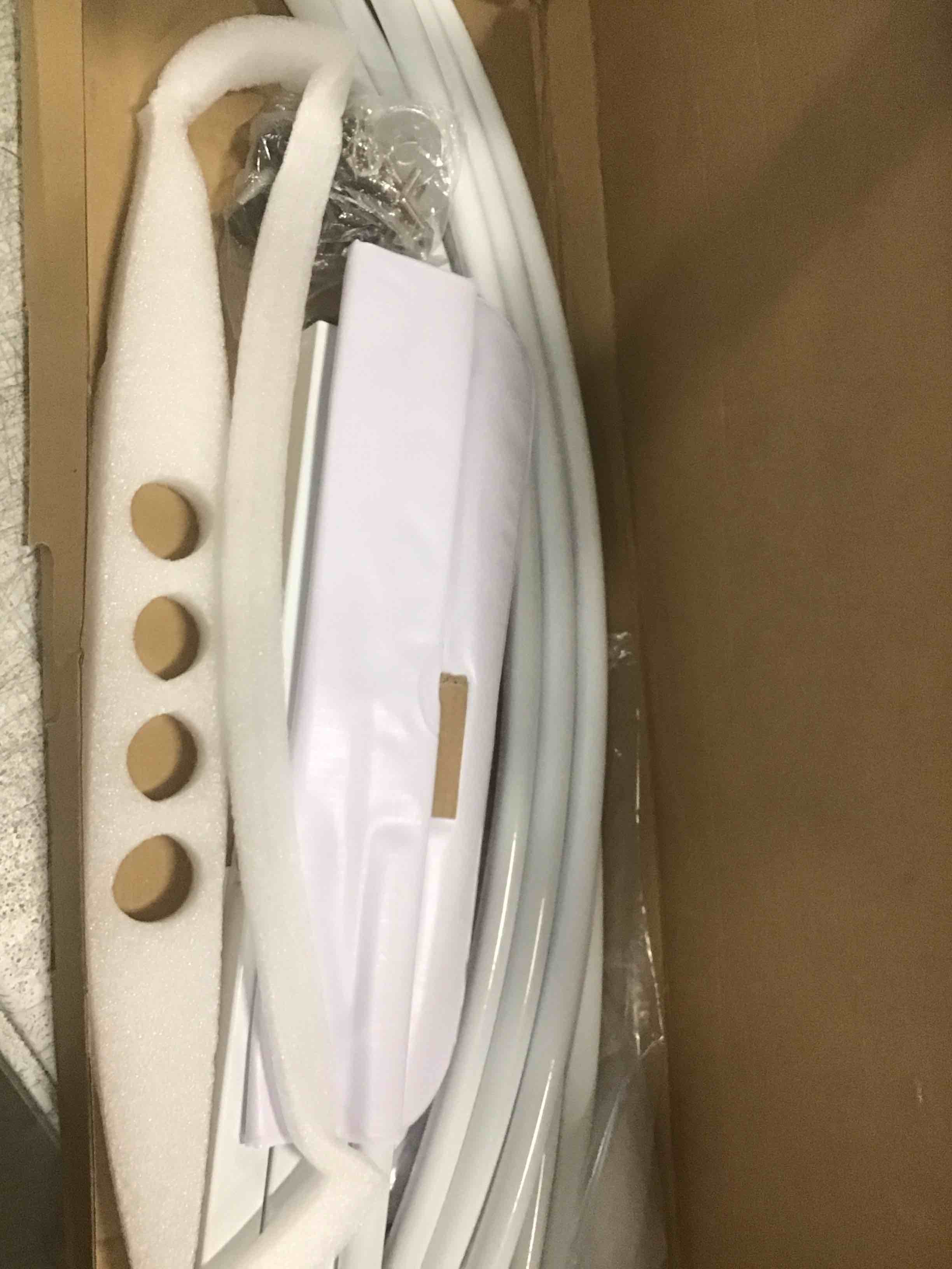 https://s3.amazonaws.com/lotting-images-prod/bidfta/GRA3652320_1746721861707.jpeg