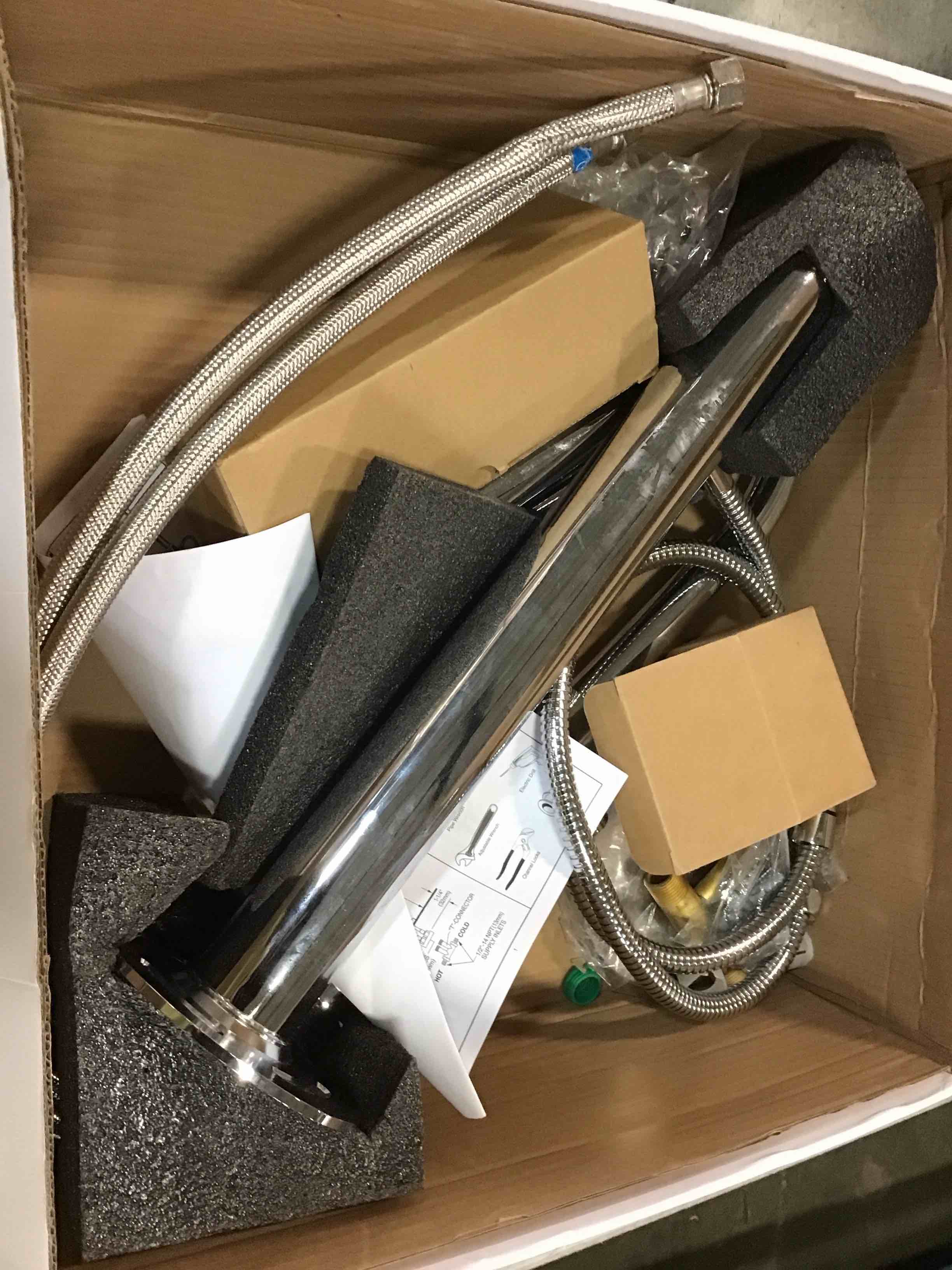 https://s3.amazonaws.com/lotting-images-prod/bidfta/GRA3653038_1747160653179.jpeg