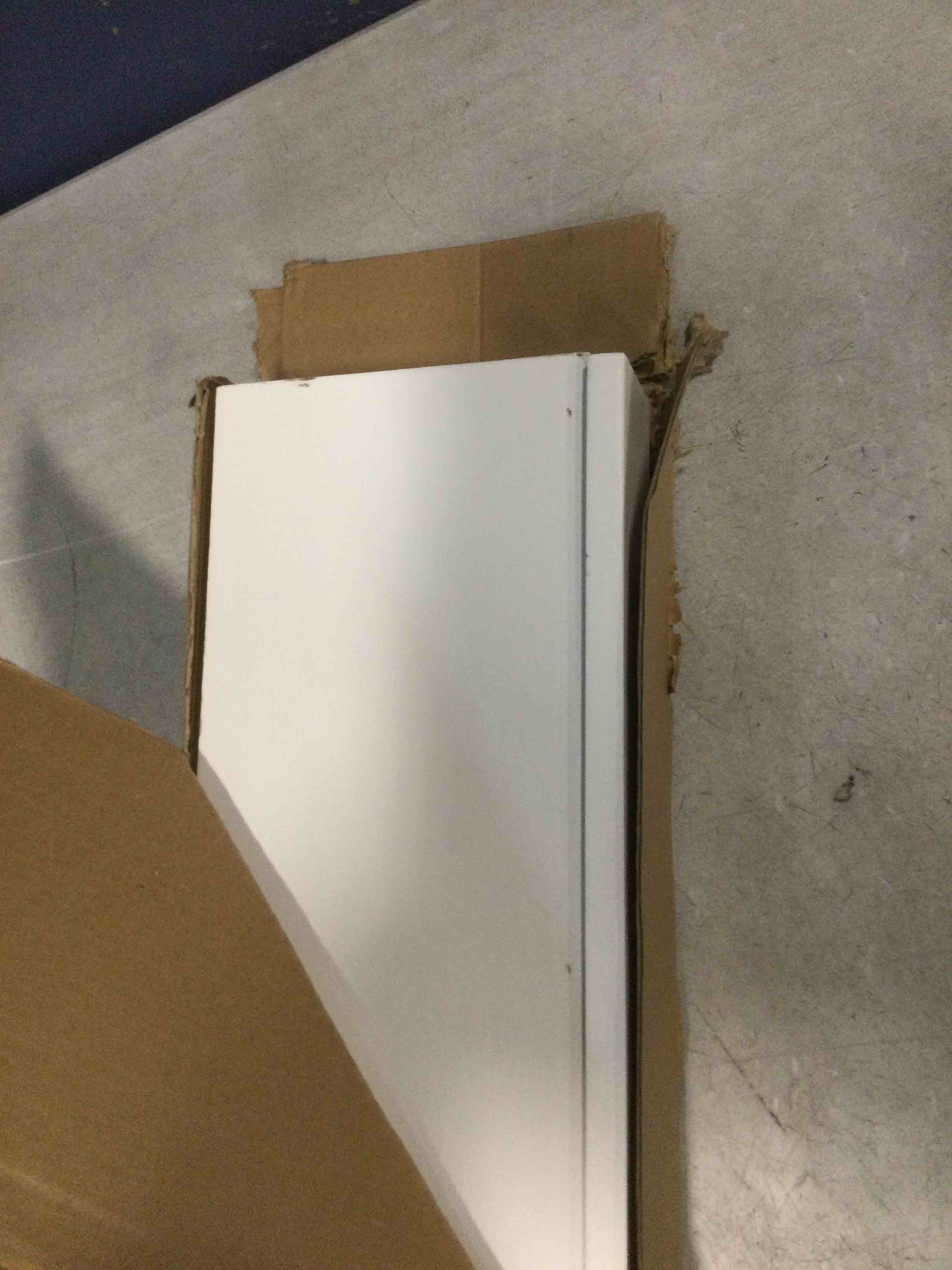 https://s3.amazonaws.com/lotting-images-prod/bidfta/GRA3653700_1747406653260.jpeg
