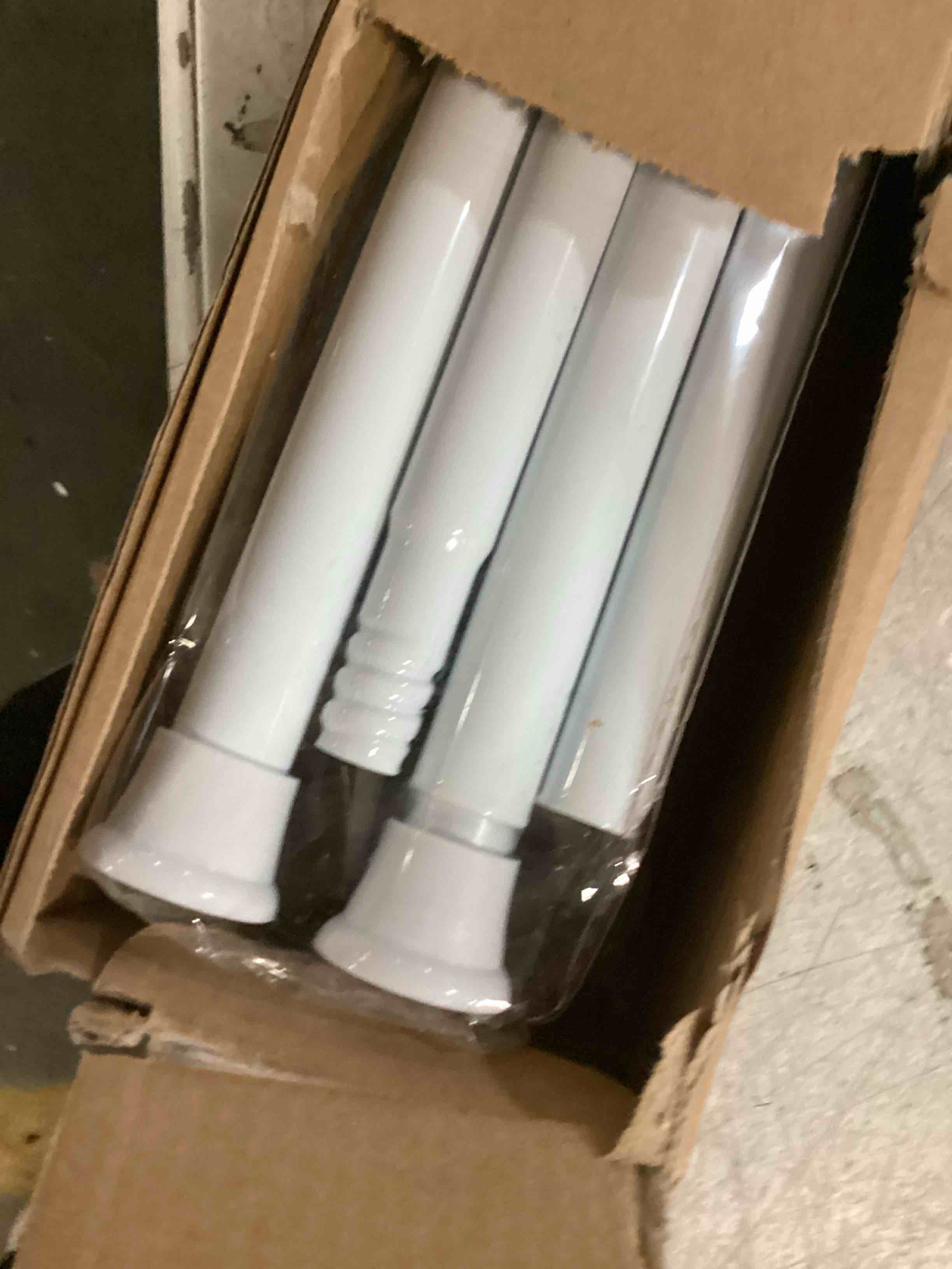 https://s3.amazonaws.com/lotting-images-prod/bidfta/GRA3655151_1749921108755.jpeg