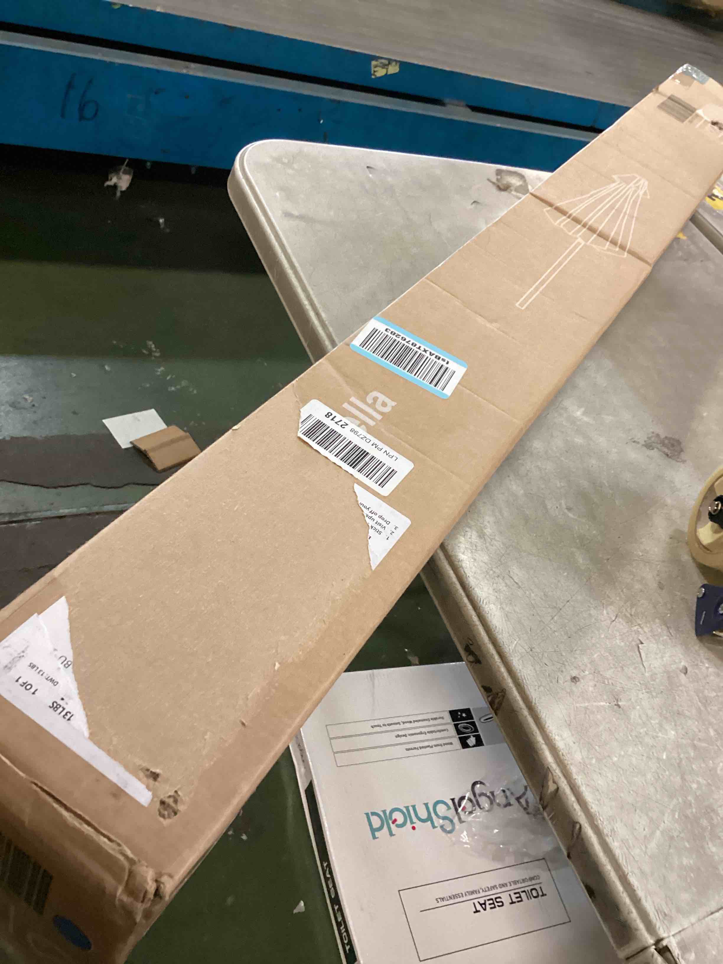 https://s3.amazonaws.com/lotting-images-prod/bidfta/GRA3655464_1750363743977.jpeg