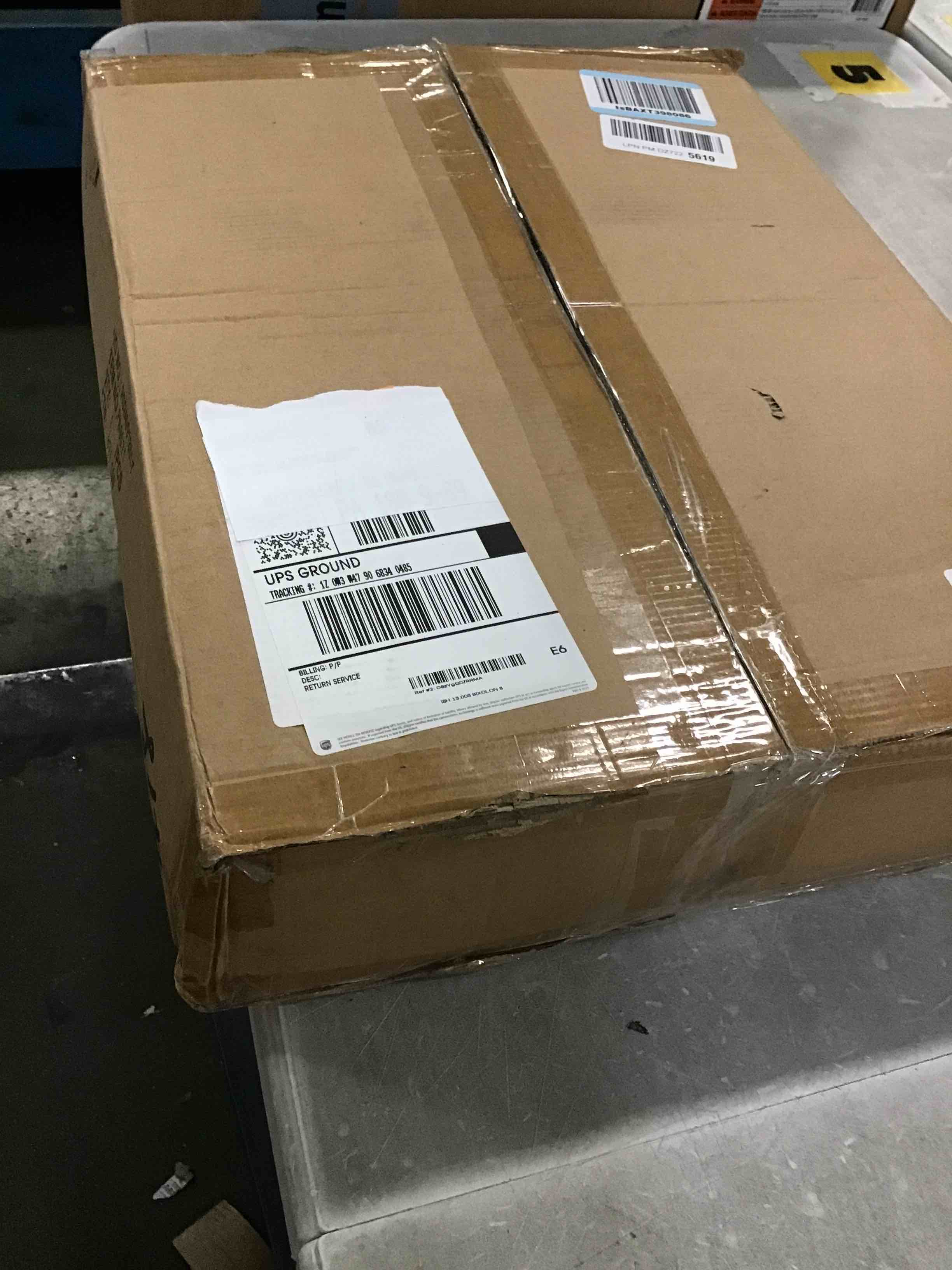 https://s3.amazonaws.com/lotting-images-prod/bidfta/GRA3655663_1750508510351.jpeg